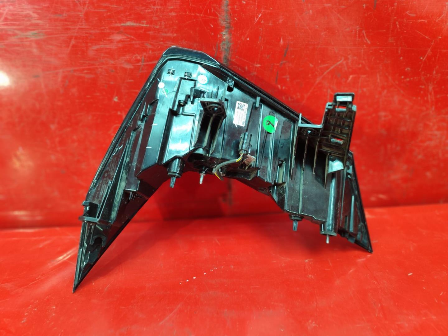 Фонарь задний