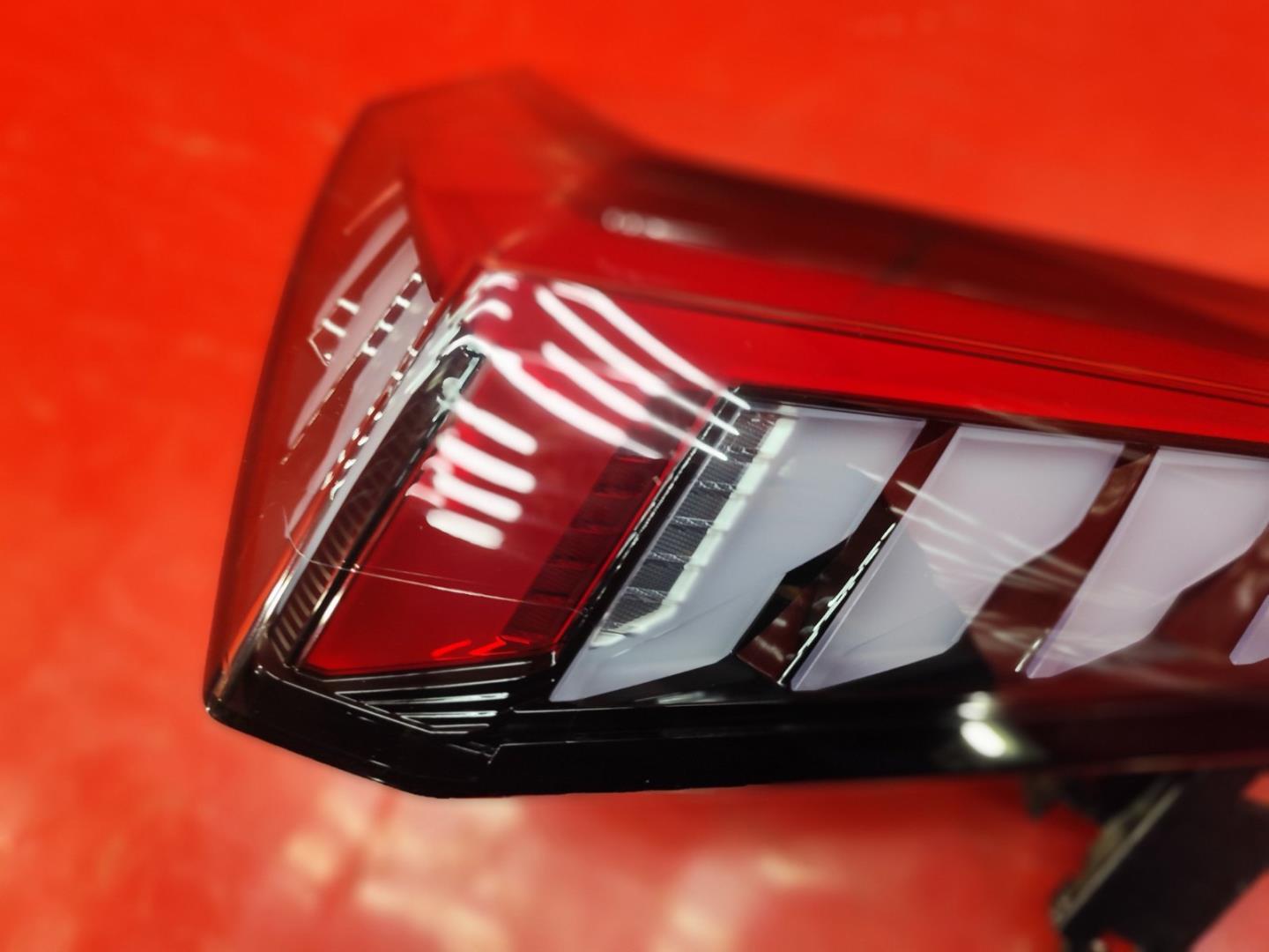 Фонарь задний