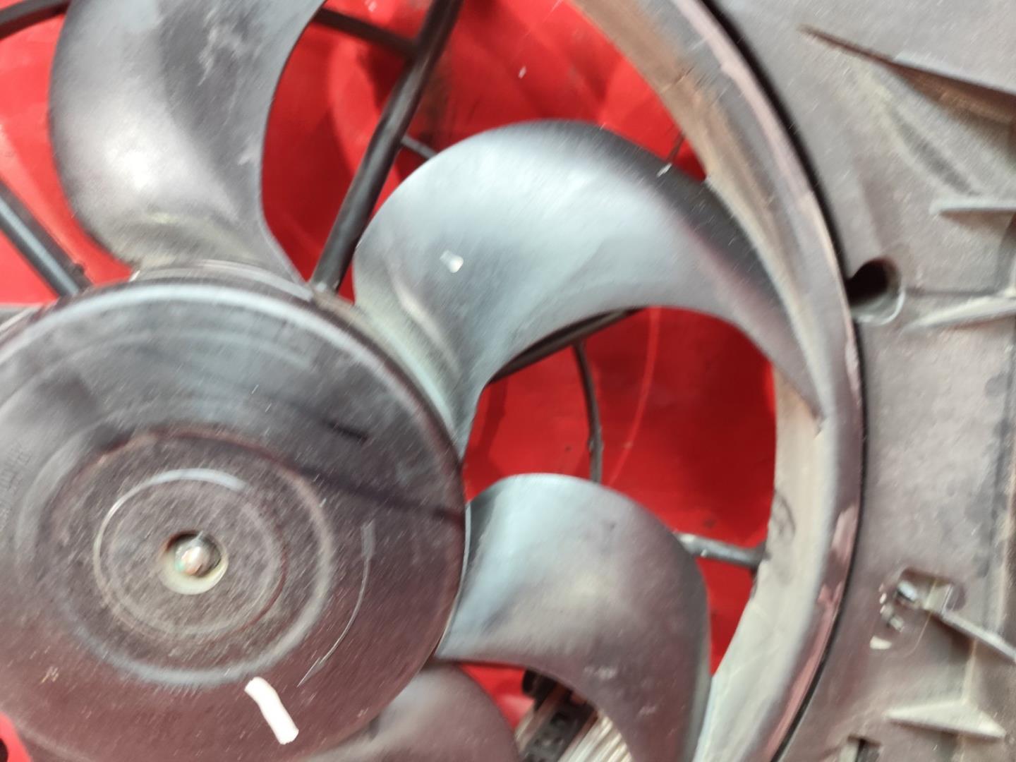 Вентилятор радиатора