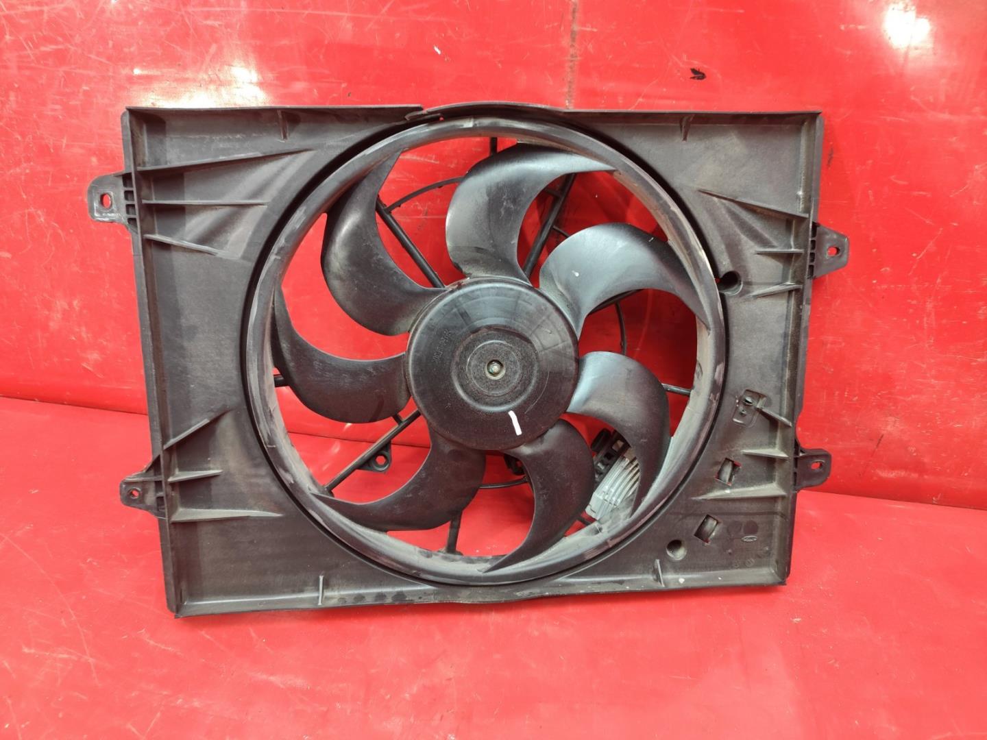 Вентилятор радиатора