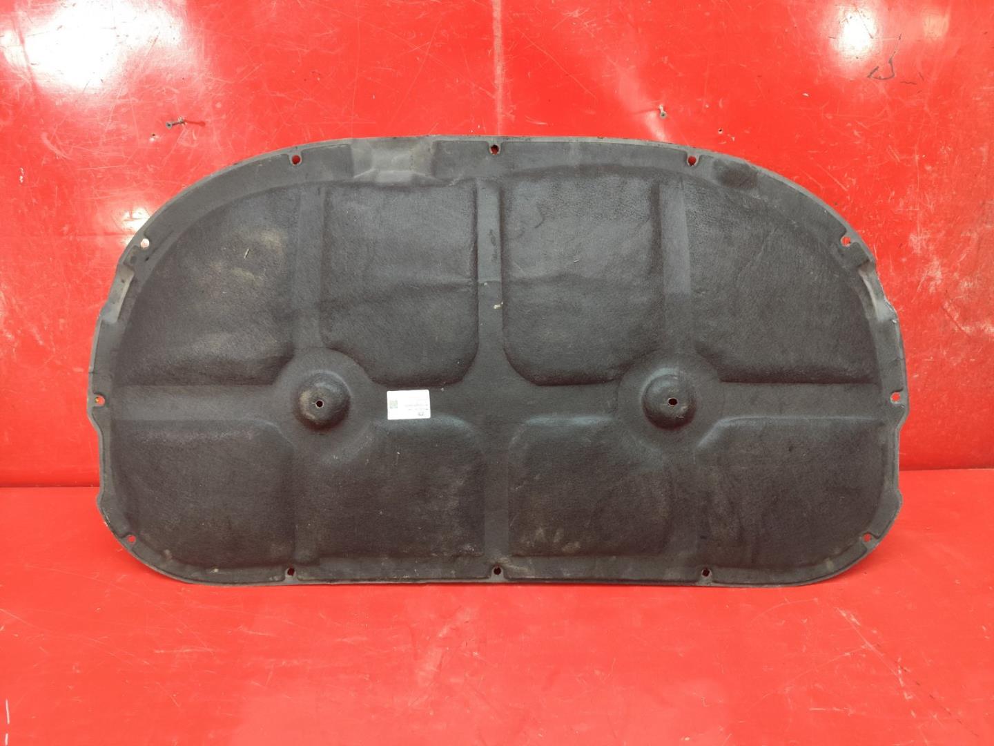 Шумоизоляция капота