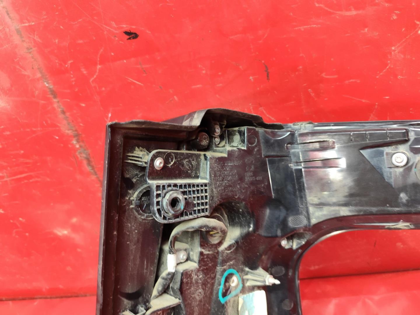 Фонарь задний