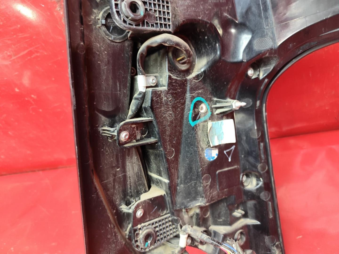 Фонарь задний