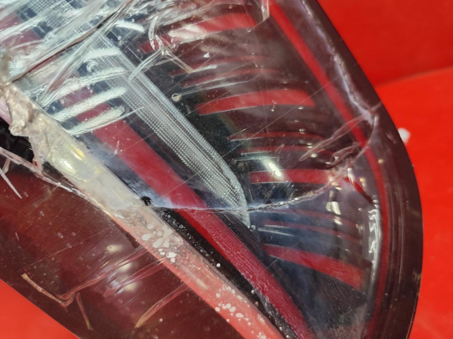 Фонарь задний