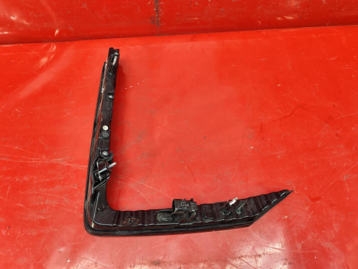 Фара дневного света (ходовые огни)