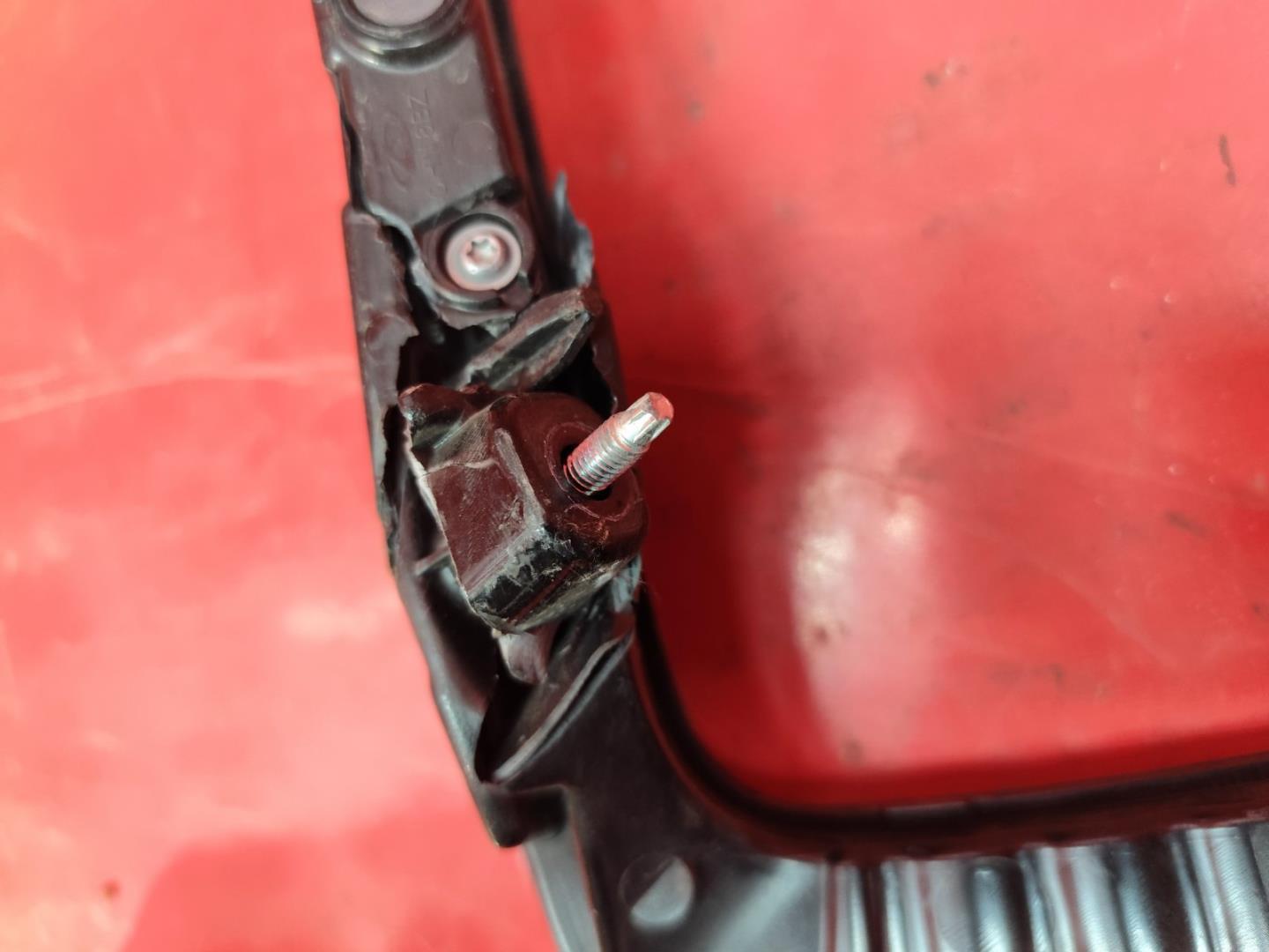 Фара дневного света (ходовые огни)