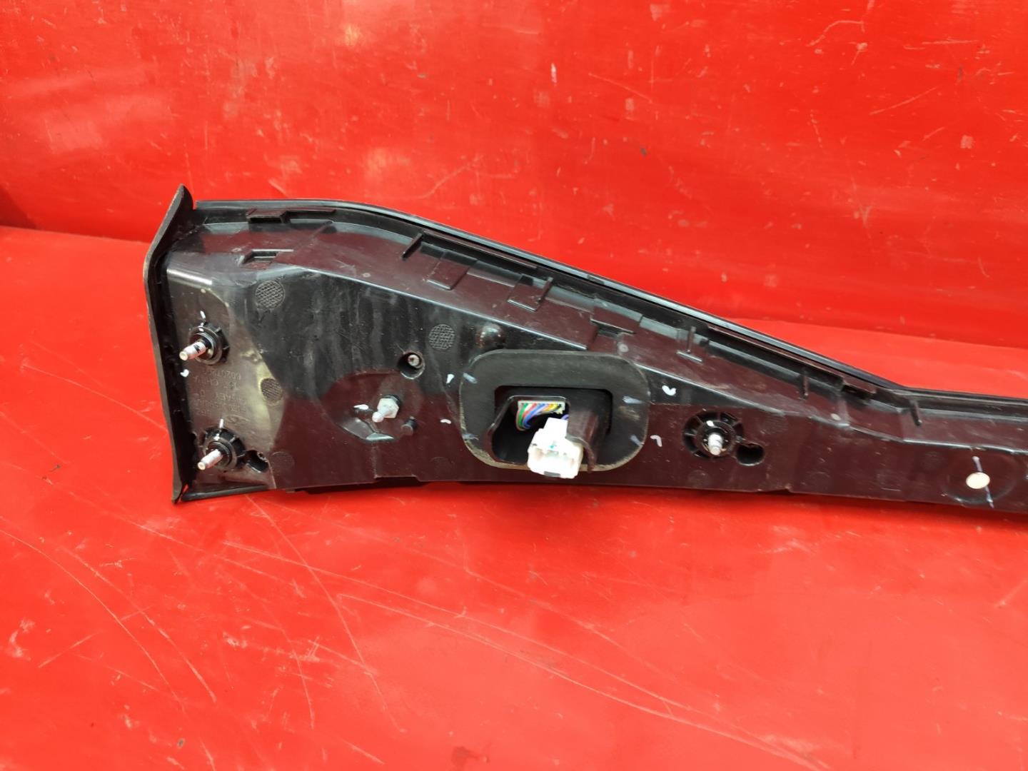 Фонарь задний