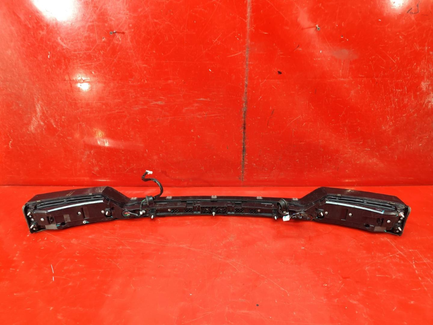 Фонарь задний