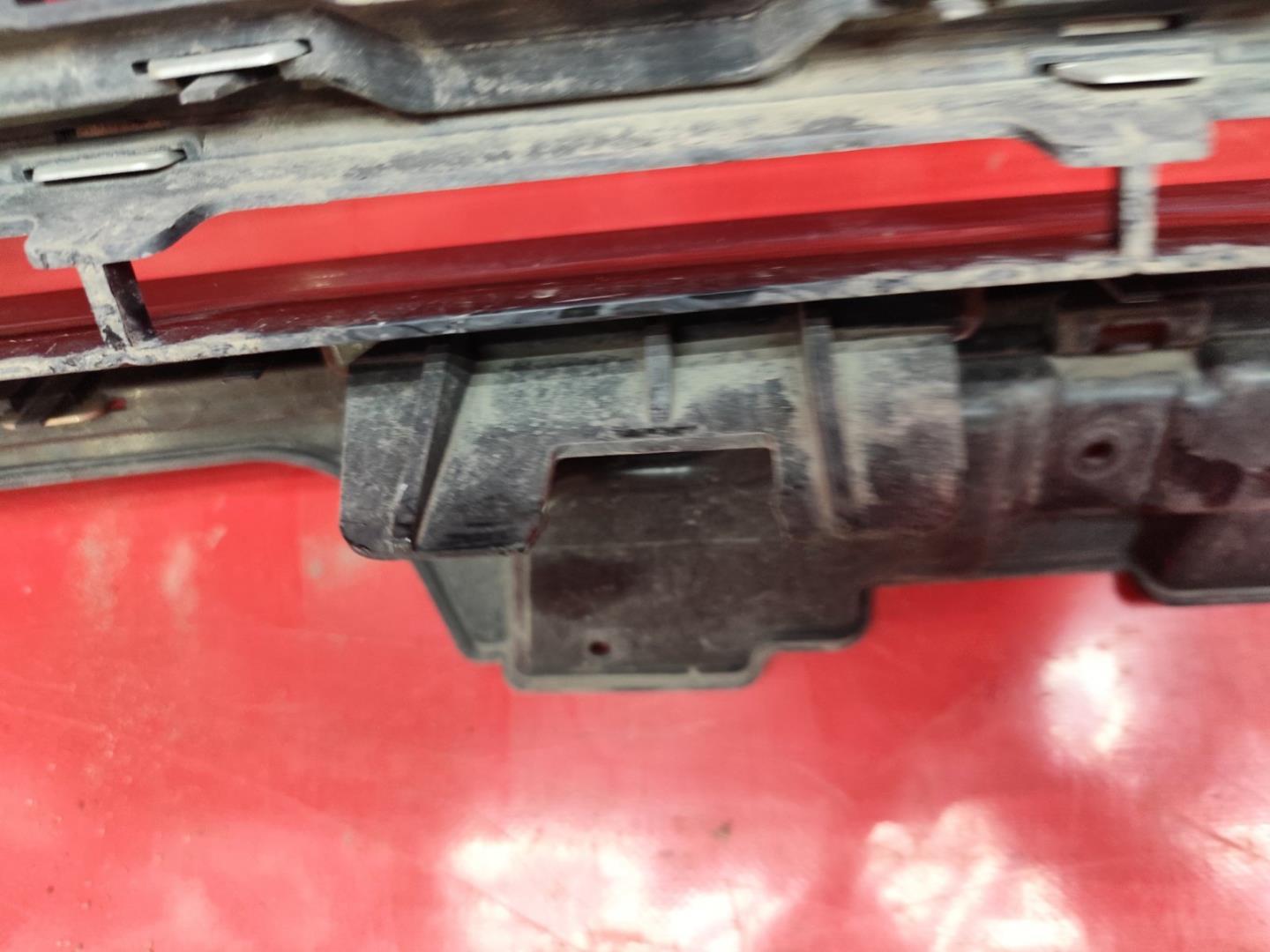 Решетка радиатора