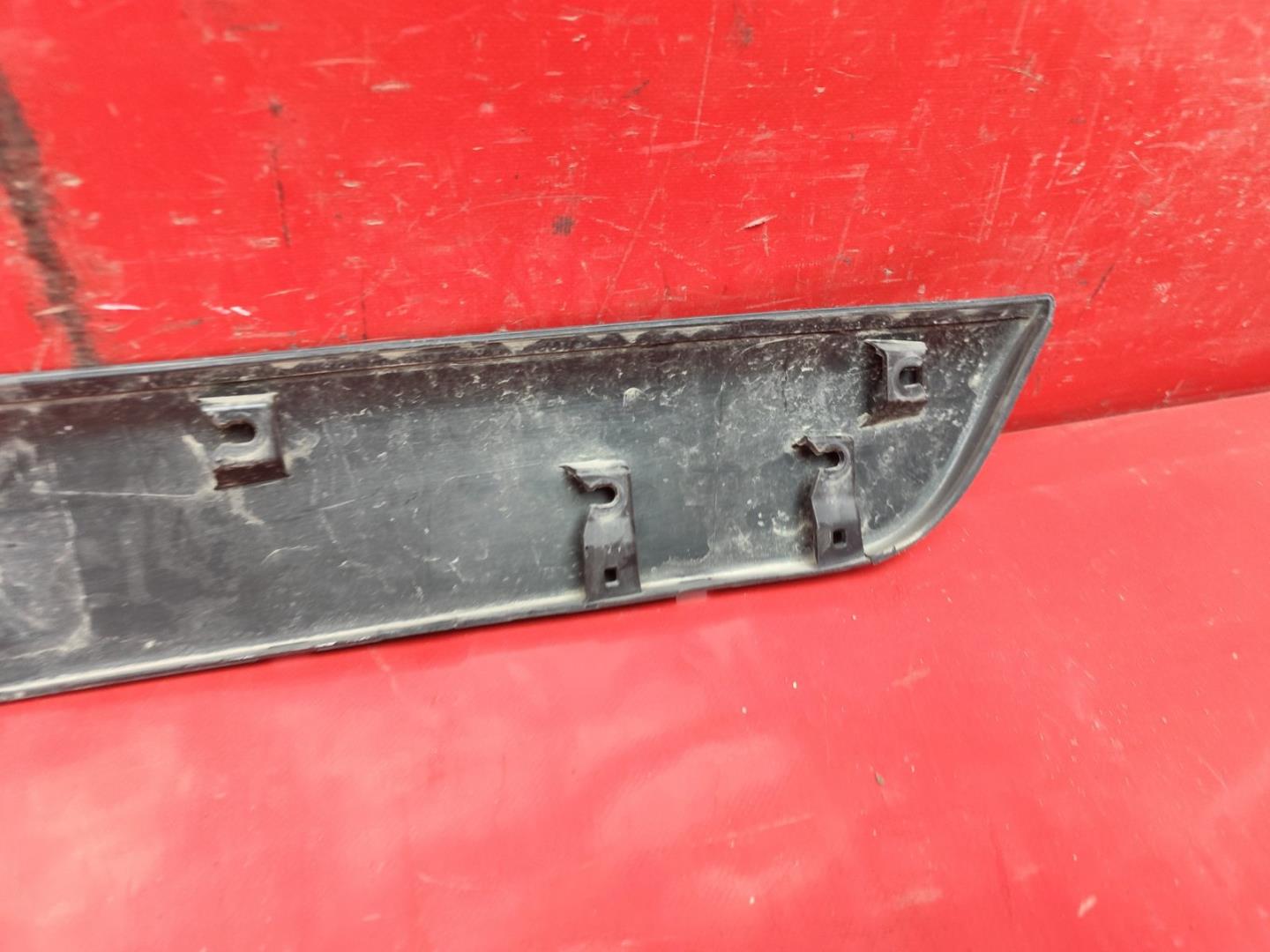 Накладка крышки багажника