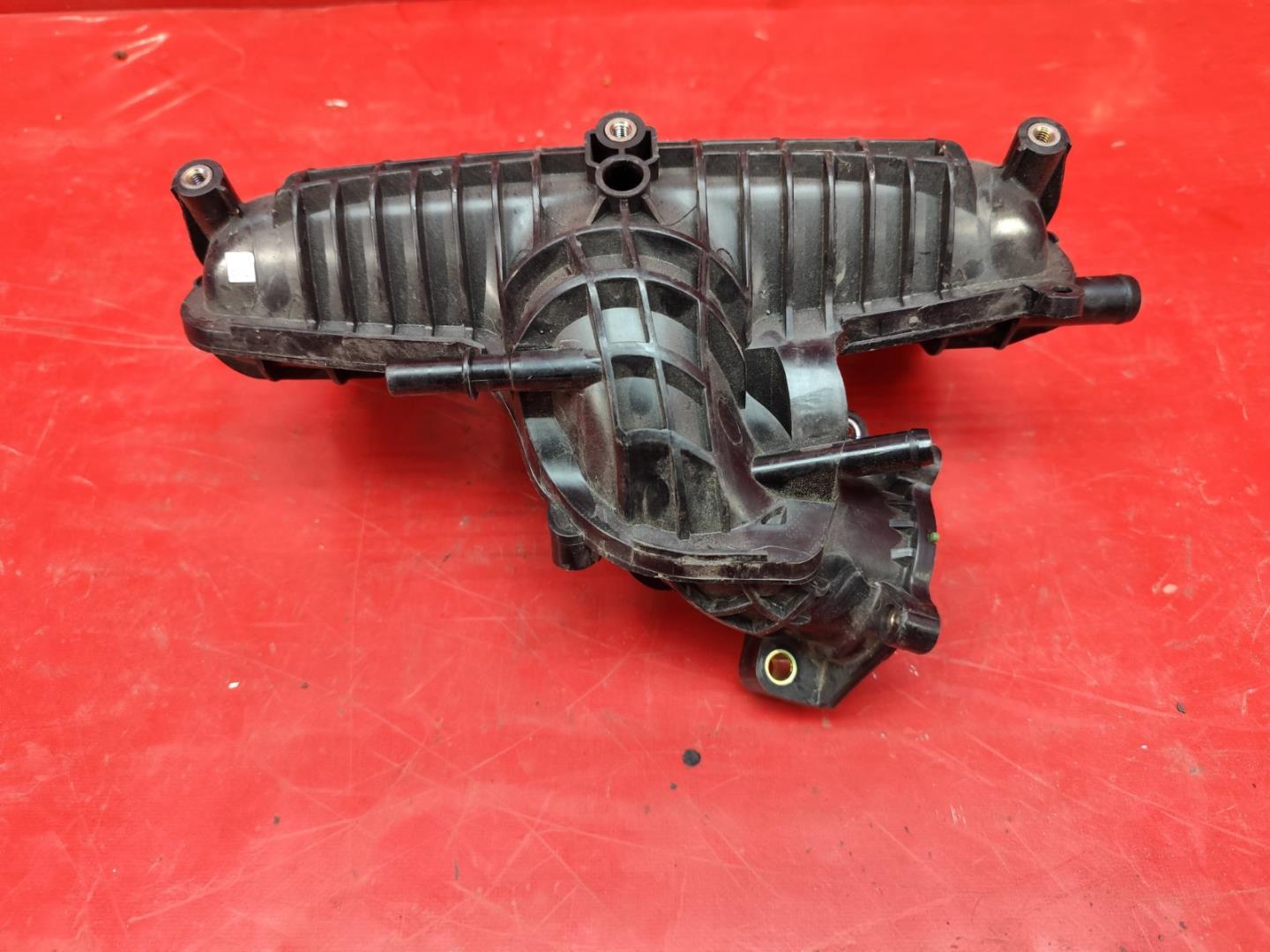 Коллектор впускной