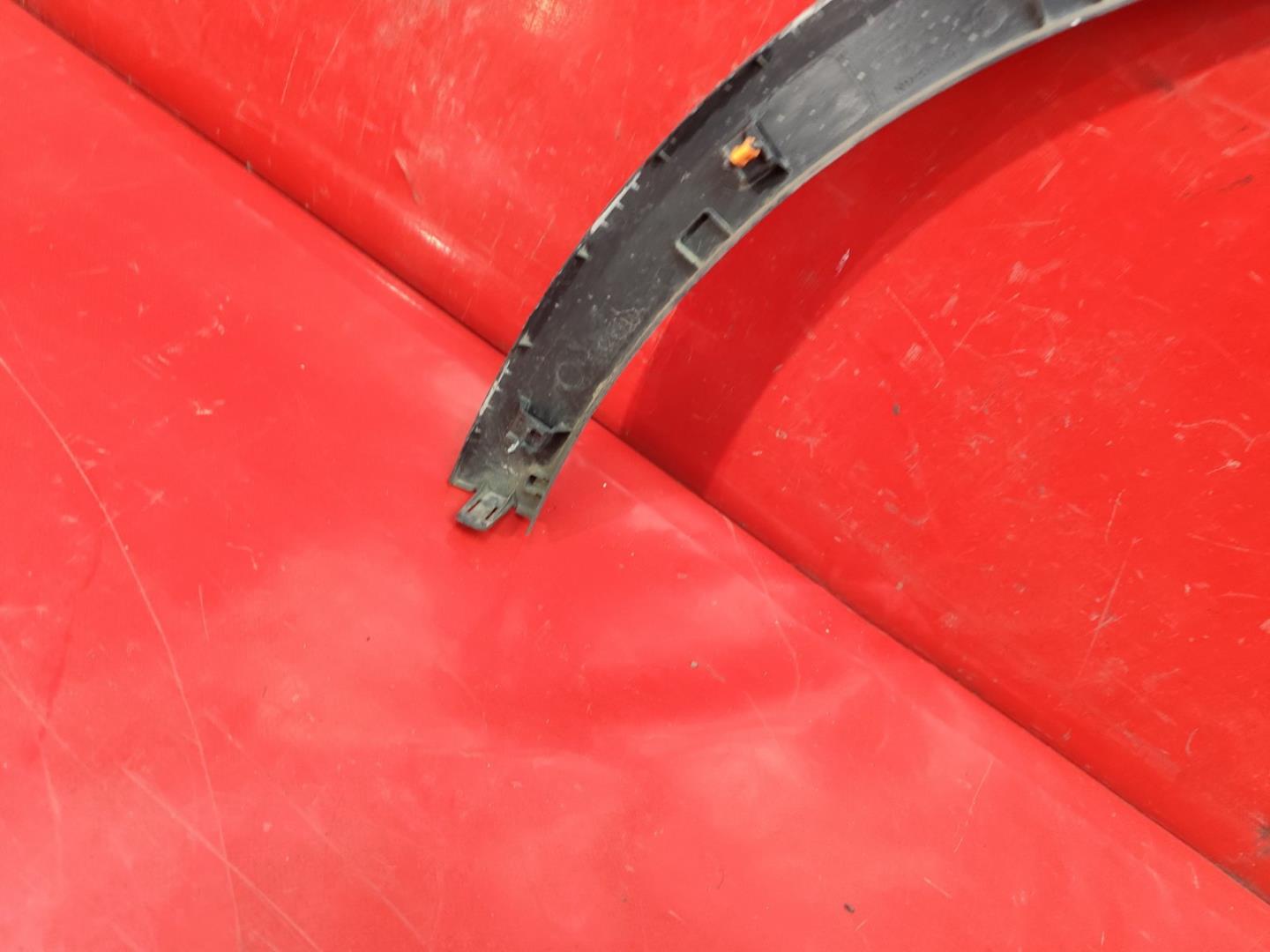 Накладка на крыло