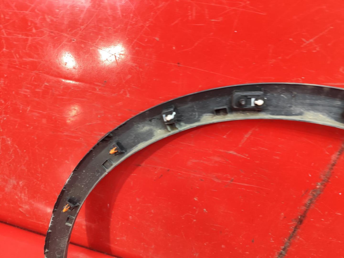 Накладка на крыло