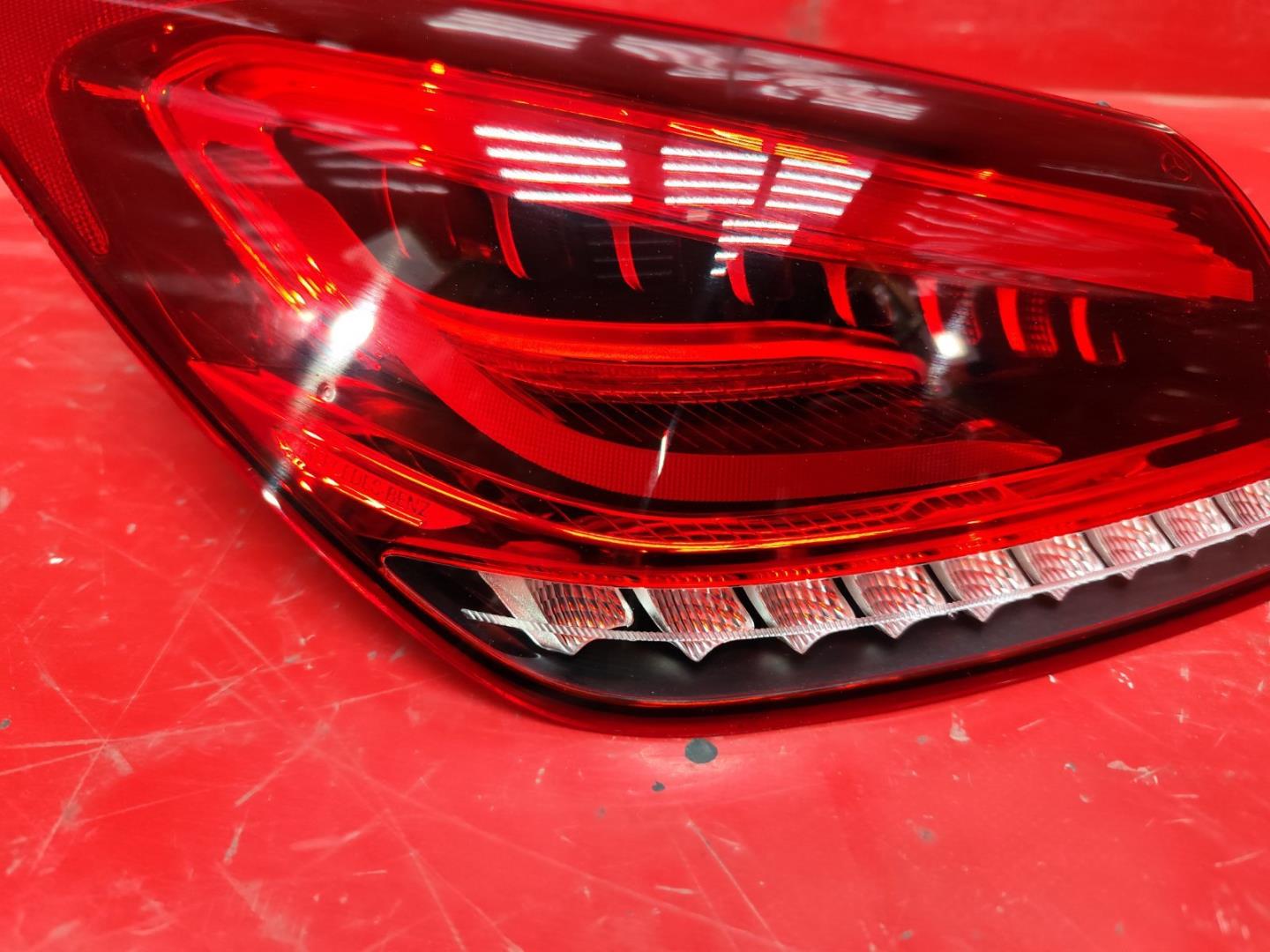 Фонарь задний