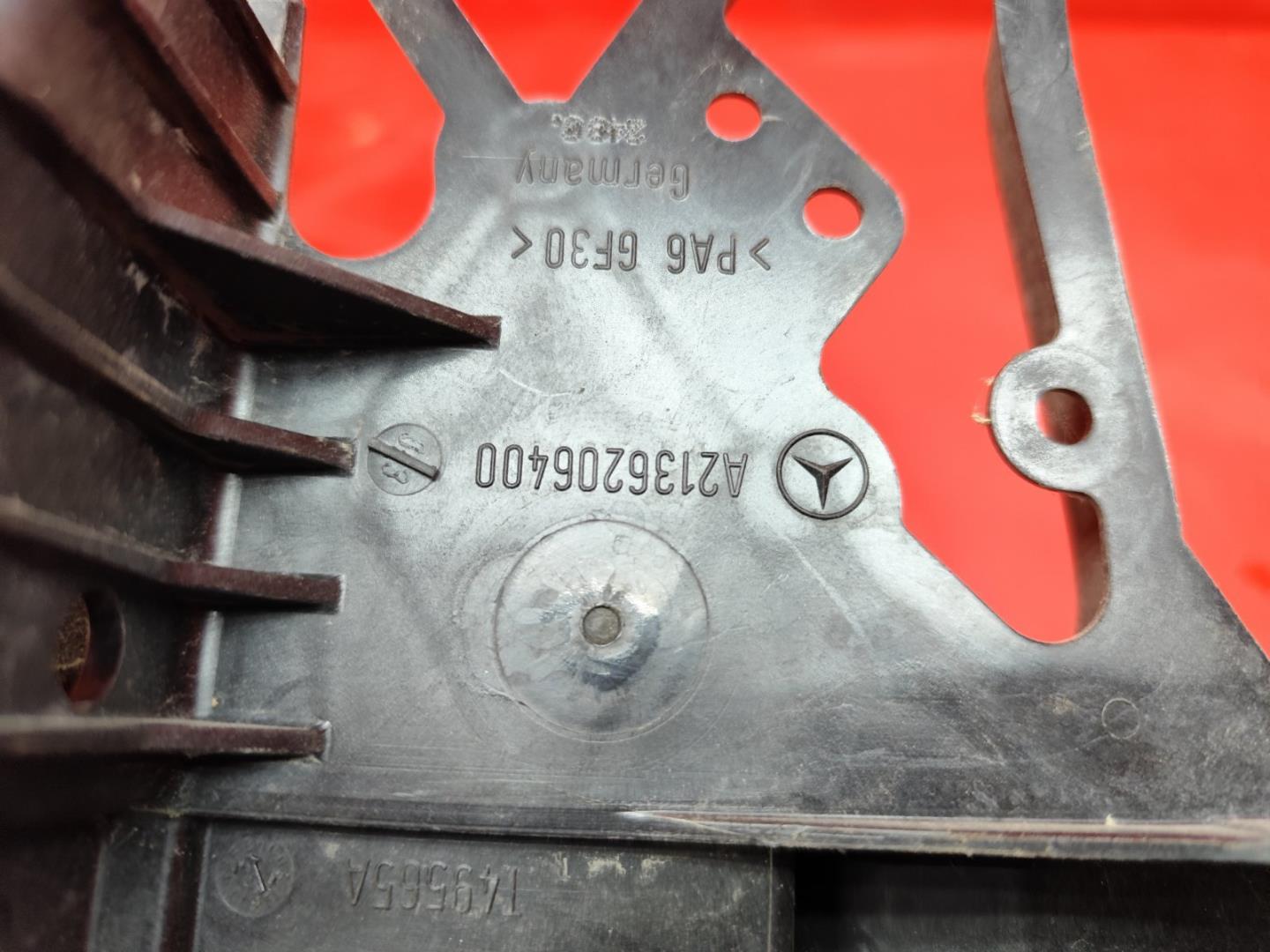 Кронштейн крепежный вспомогательный (разного назначения)