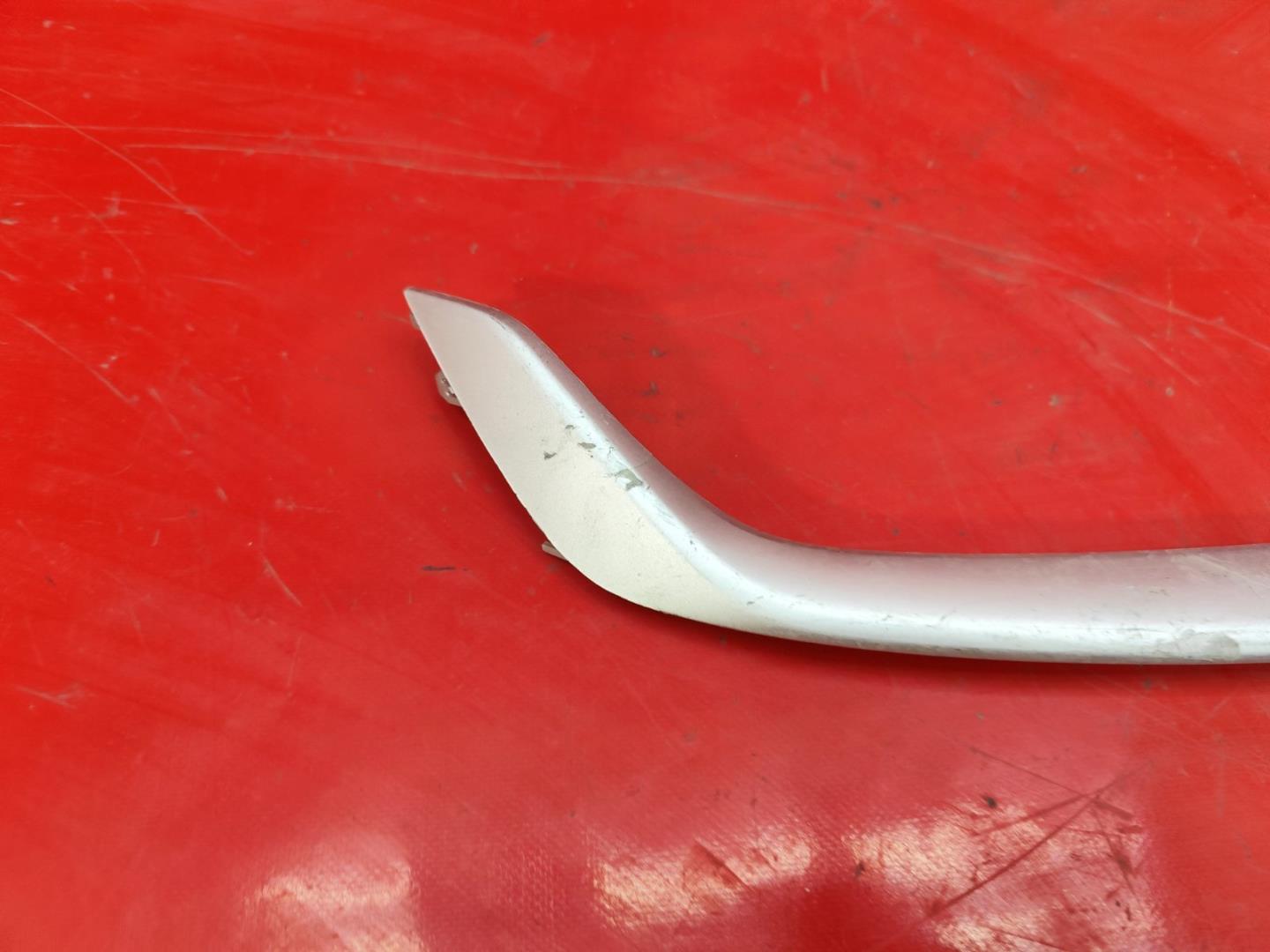 Молдинг фары