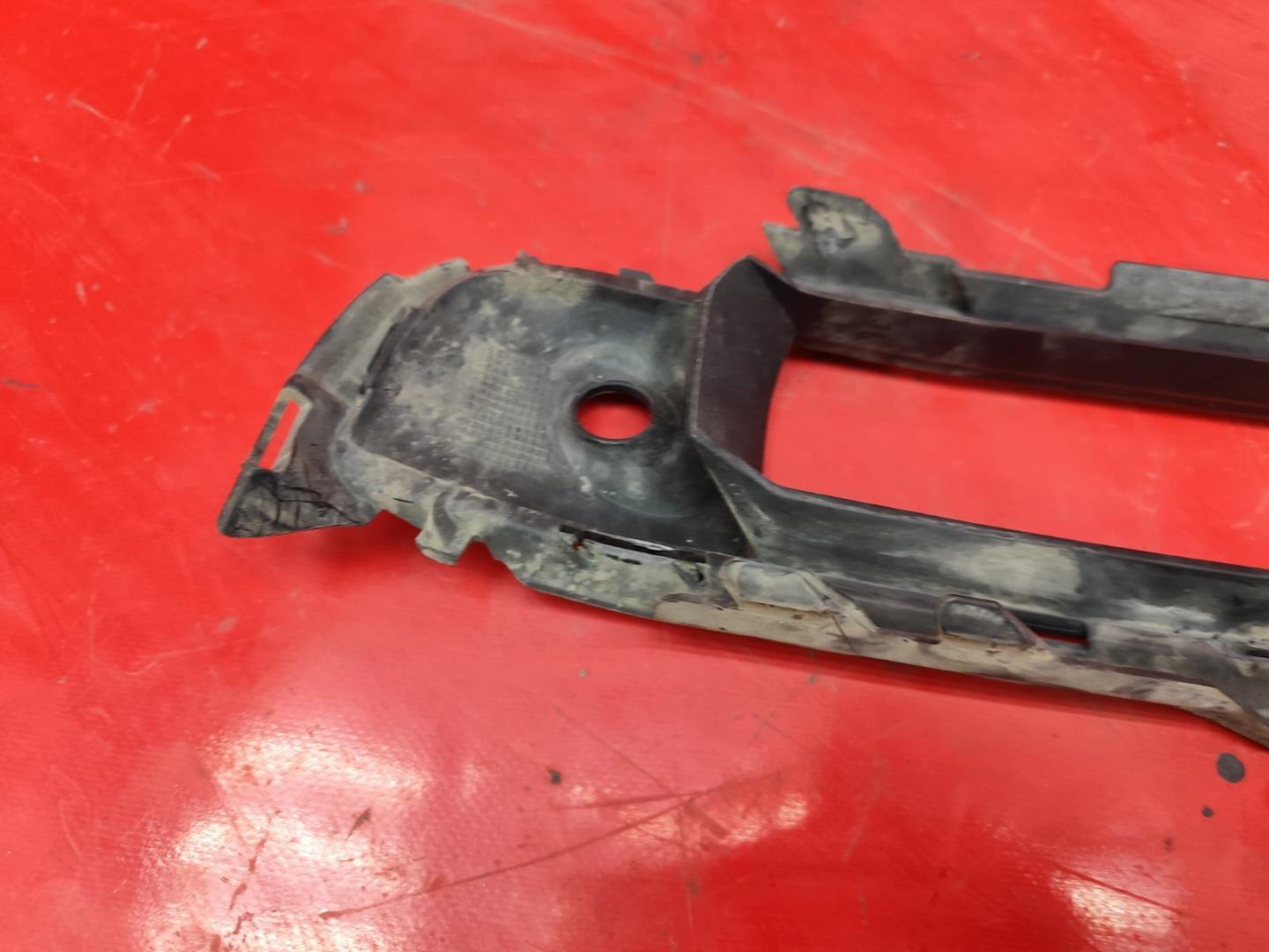 Накладка (кузов наружные)