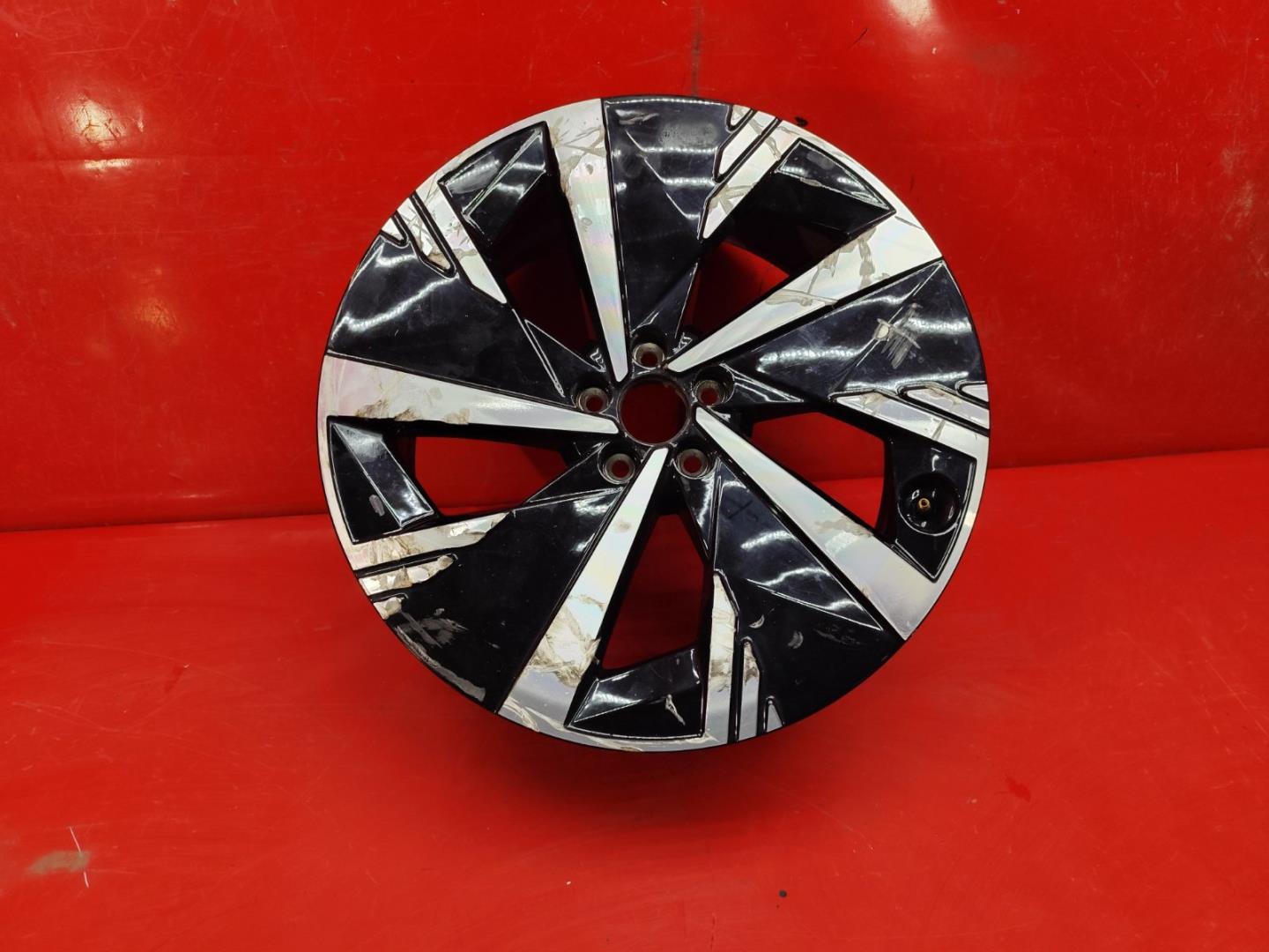 Диск колесный литой легкий сплав