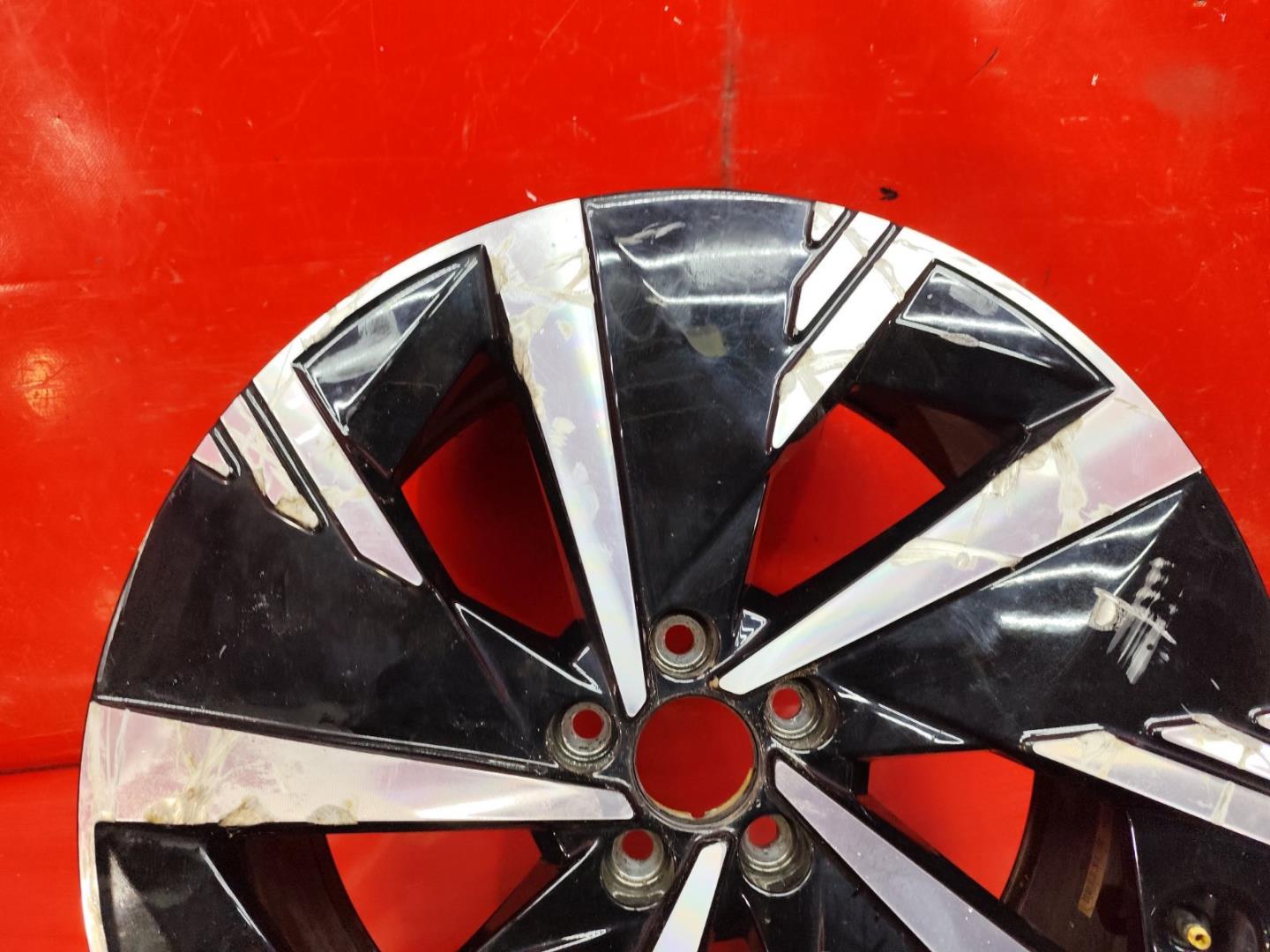 Диск колесный литой легкий сплав