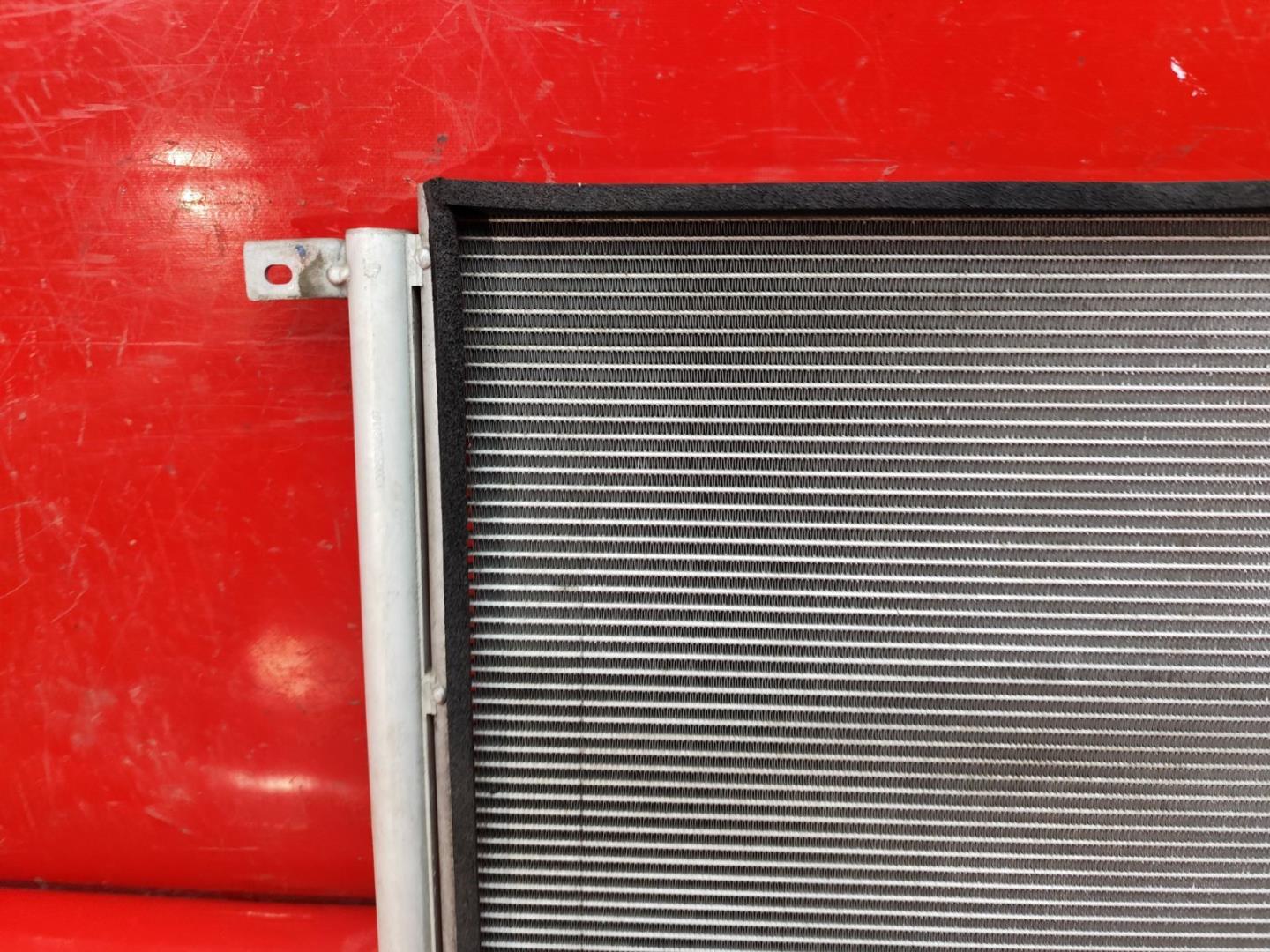 Радиатор кондиционера / конденсер