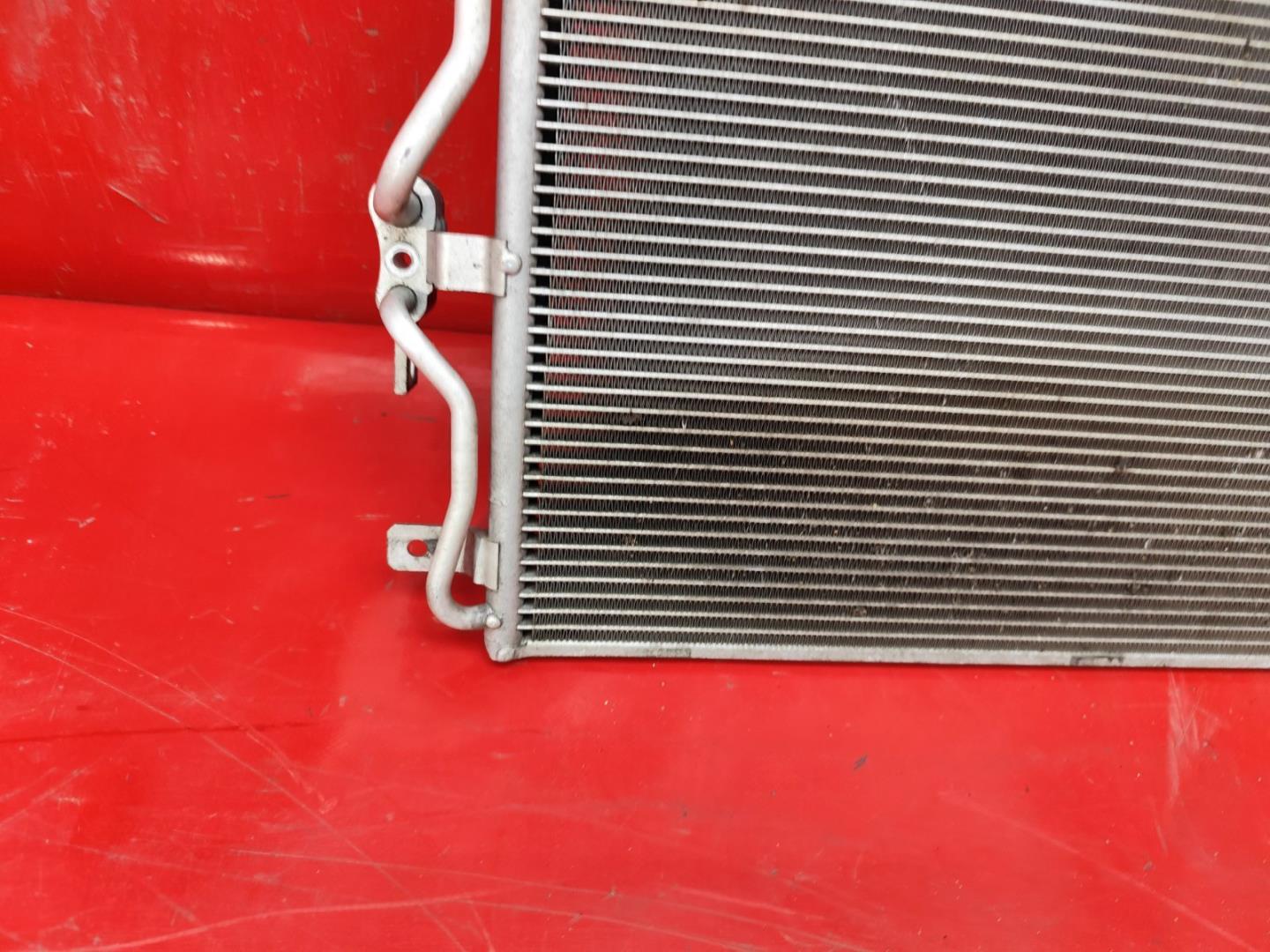 Радиатор кондиционера / конденсер