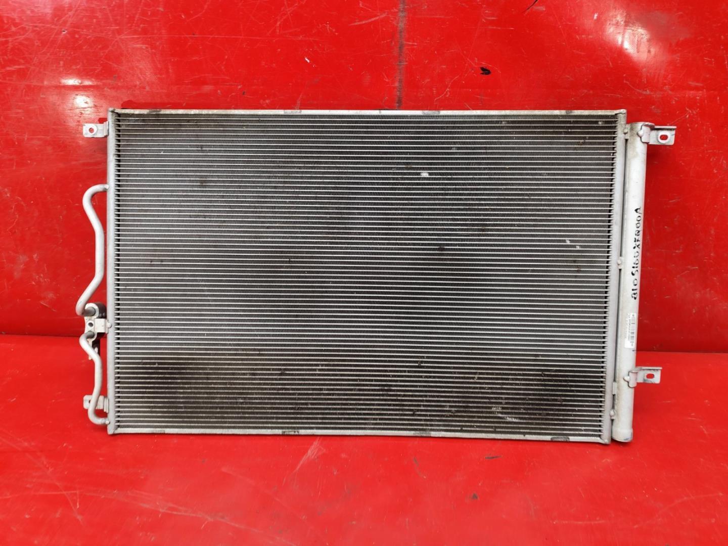 Радиатор кондиционера / конденсер