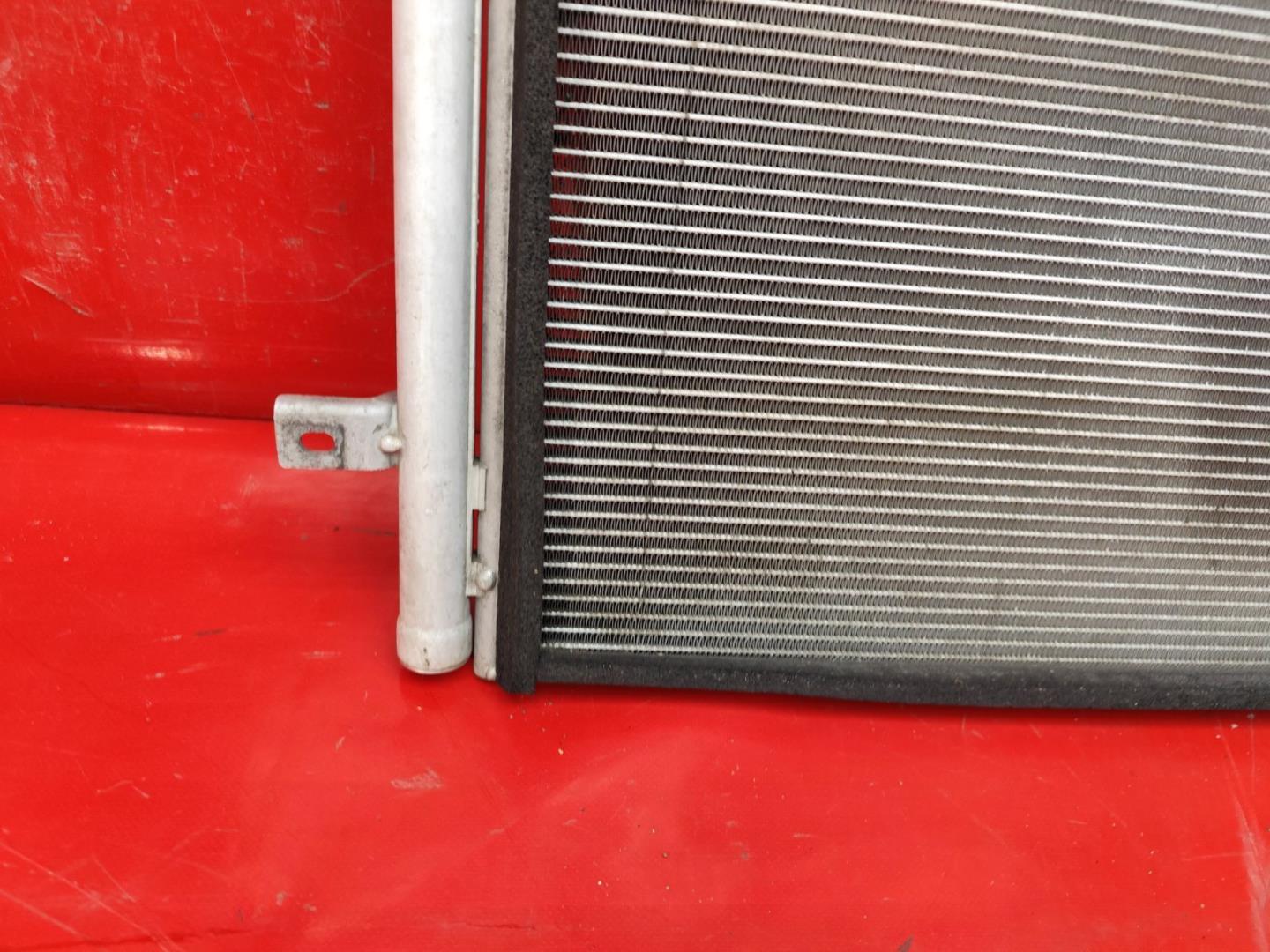 Радиатор кондиционера / конденсер