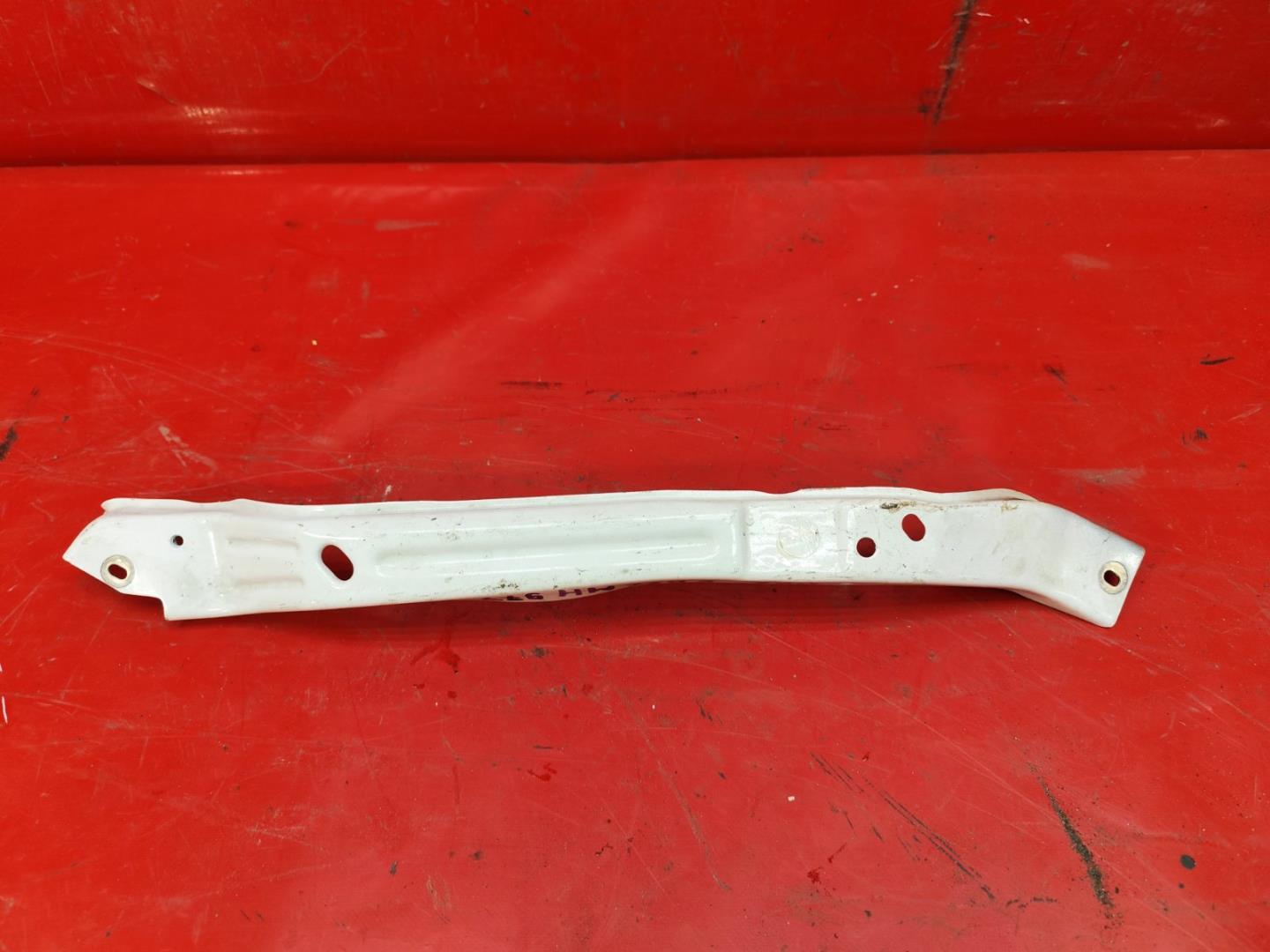 Кронштейн крепежный вспомогательный (разного назначения)