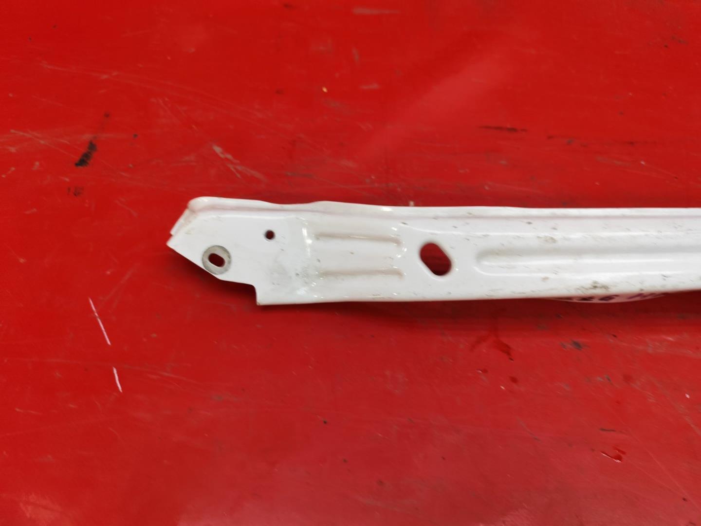 Кронштейн крепежный вспомогательный (разного назначения)