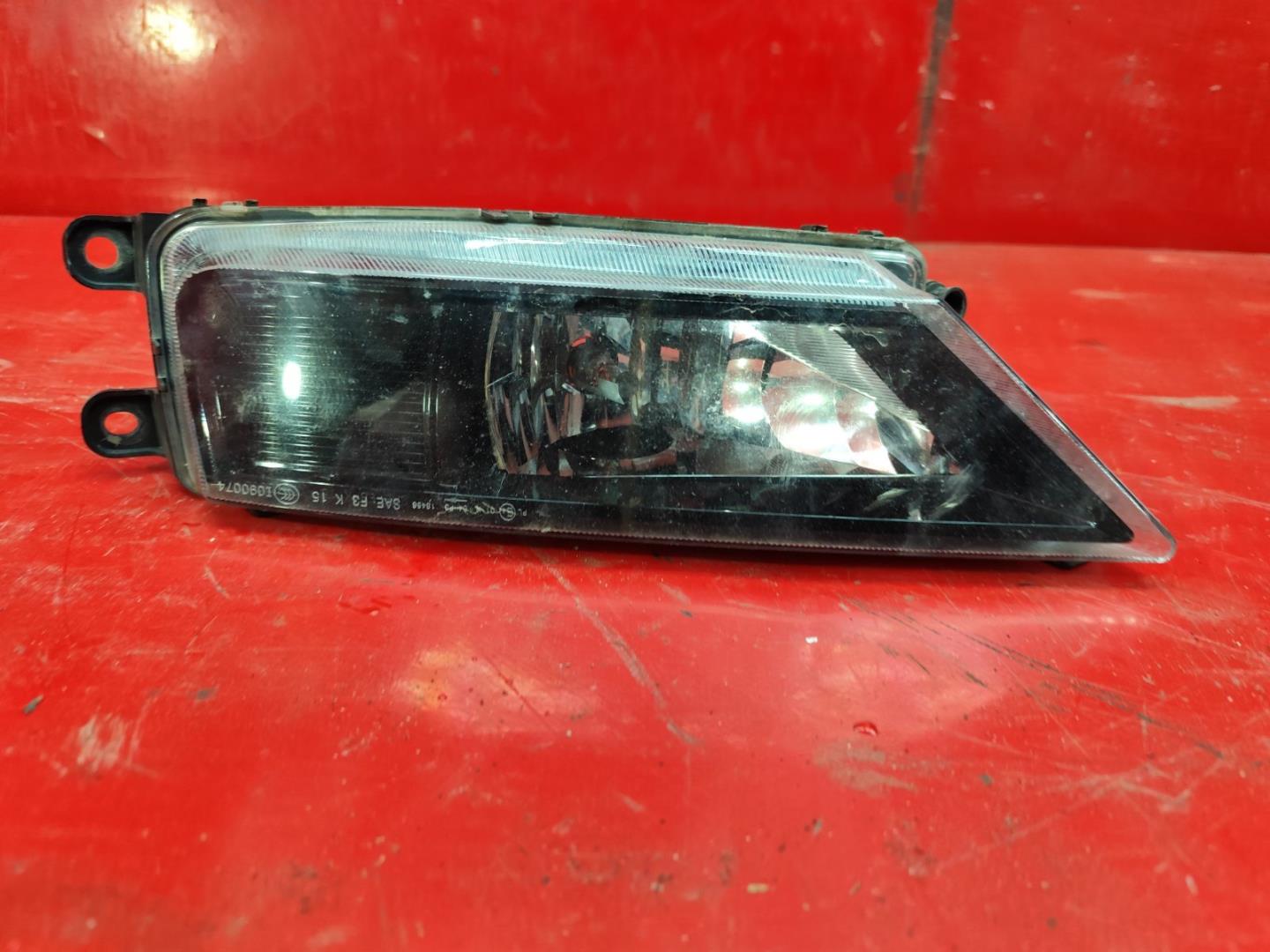 Фара противотуманная