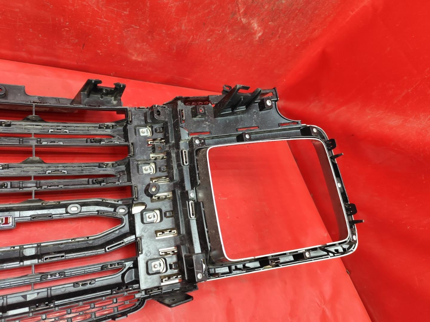 Решетка радиатора