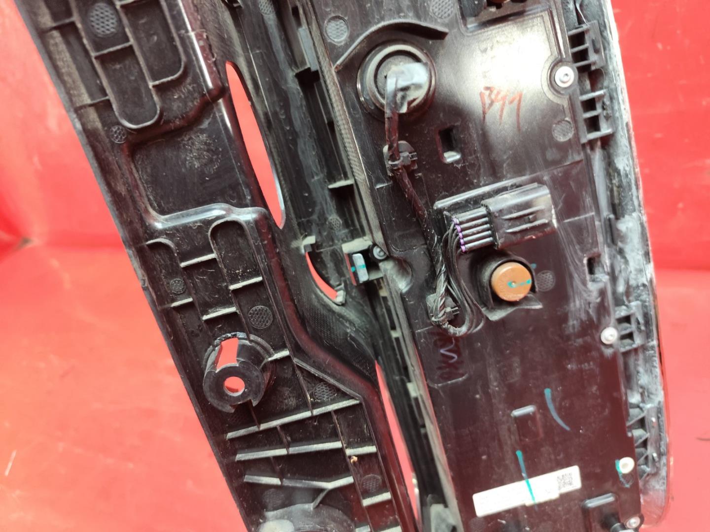 Фонарь задний