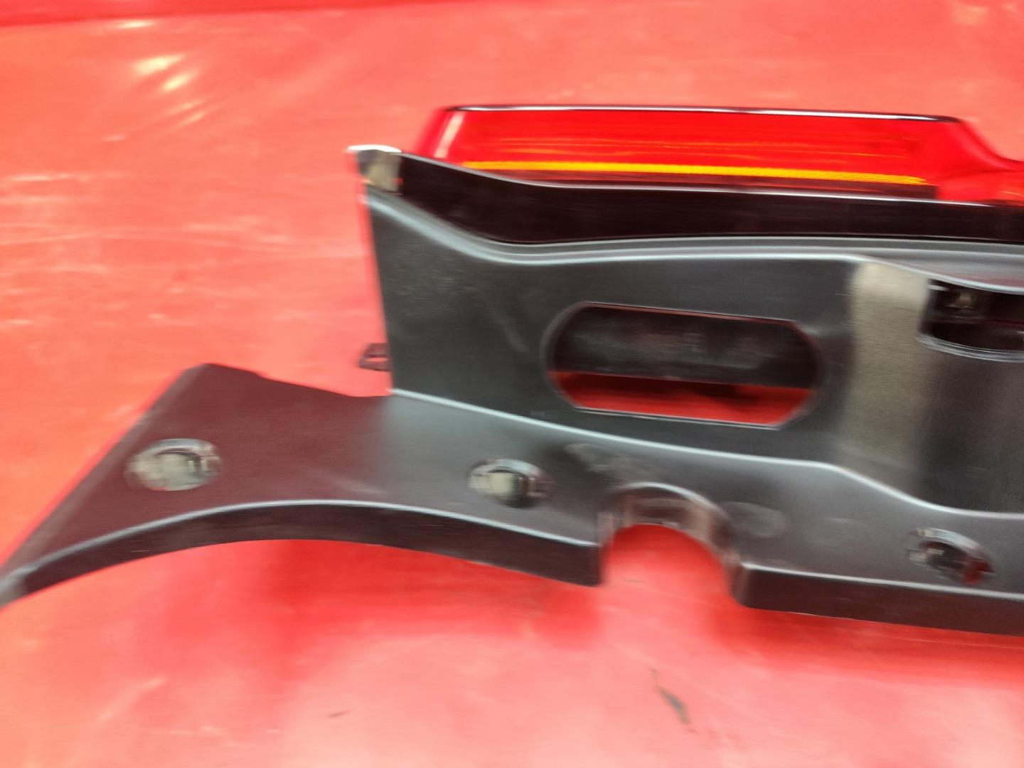 Фонарь задний