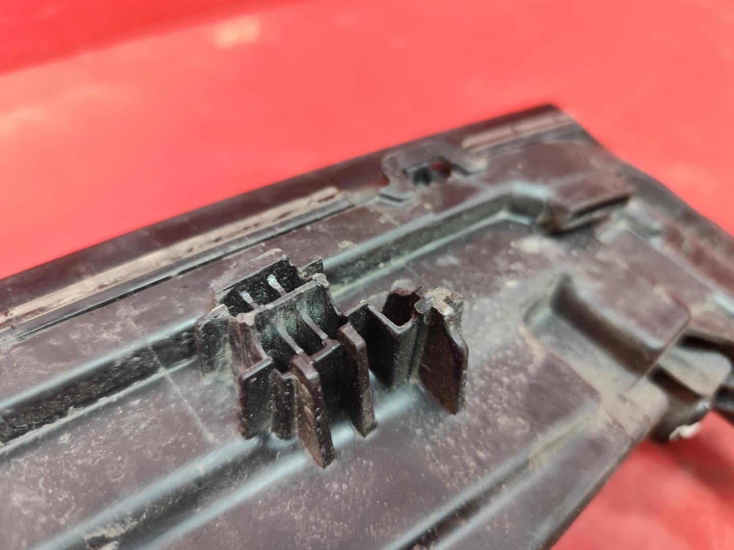 Фара дневного света (ходовые огни)