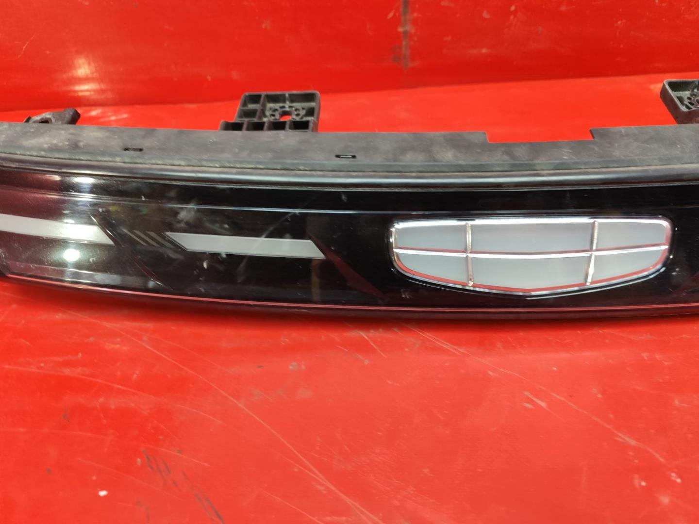 Фара дневного света (ходовые огни)