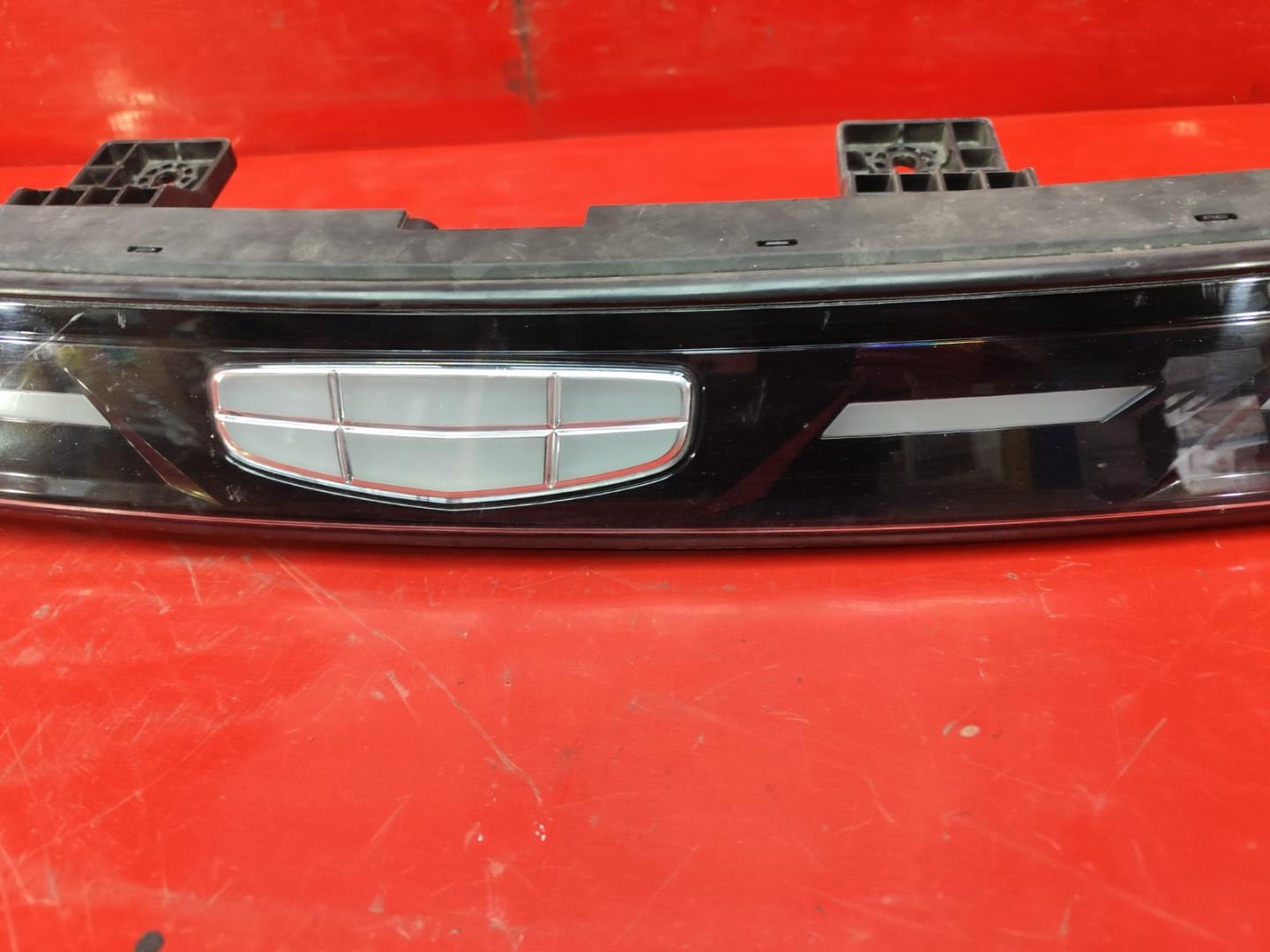 Фара дневного света (ходовые огни)