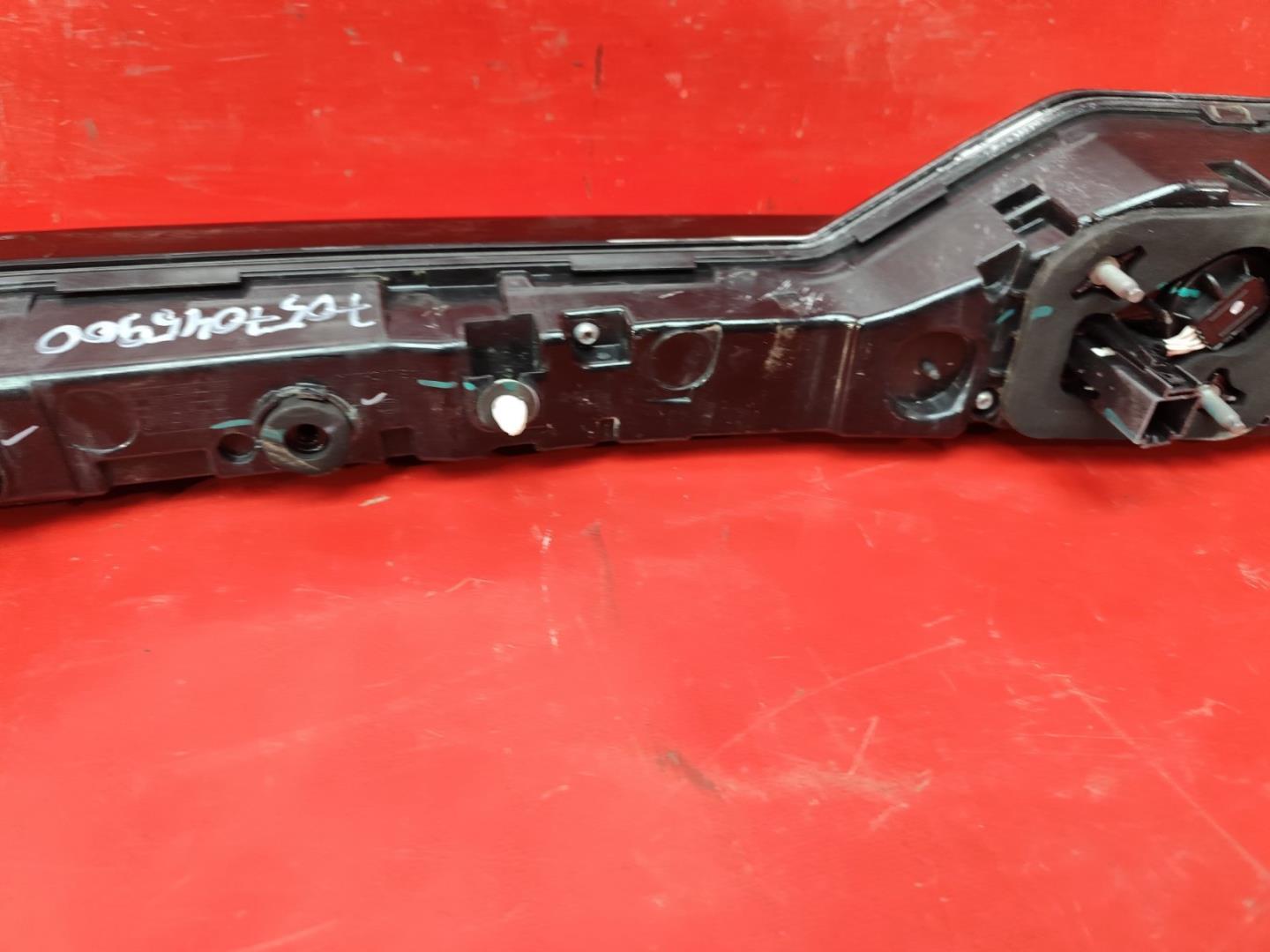 Фонарь задний