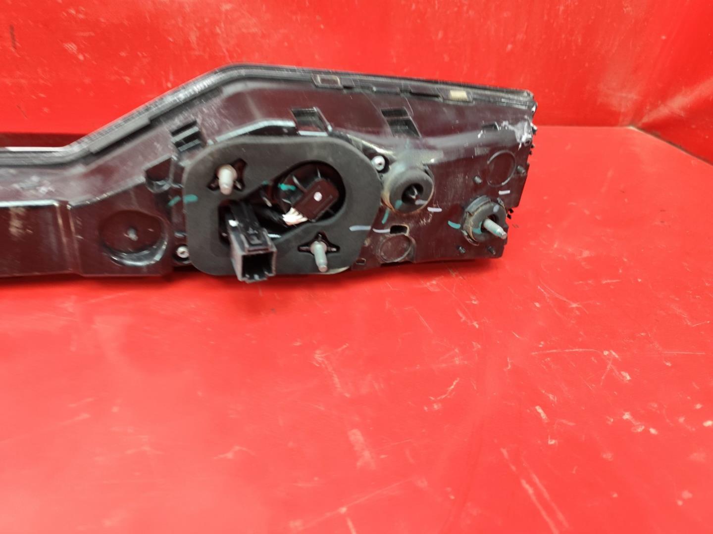 Фонарь задний