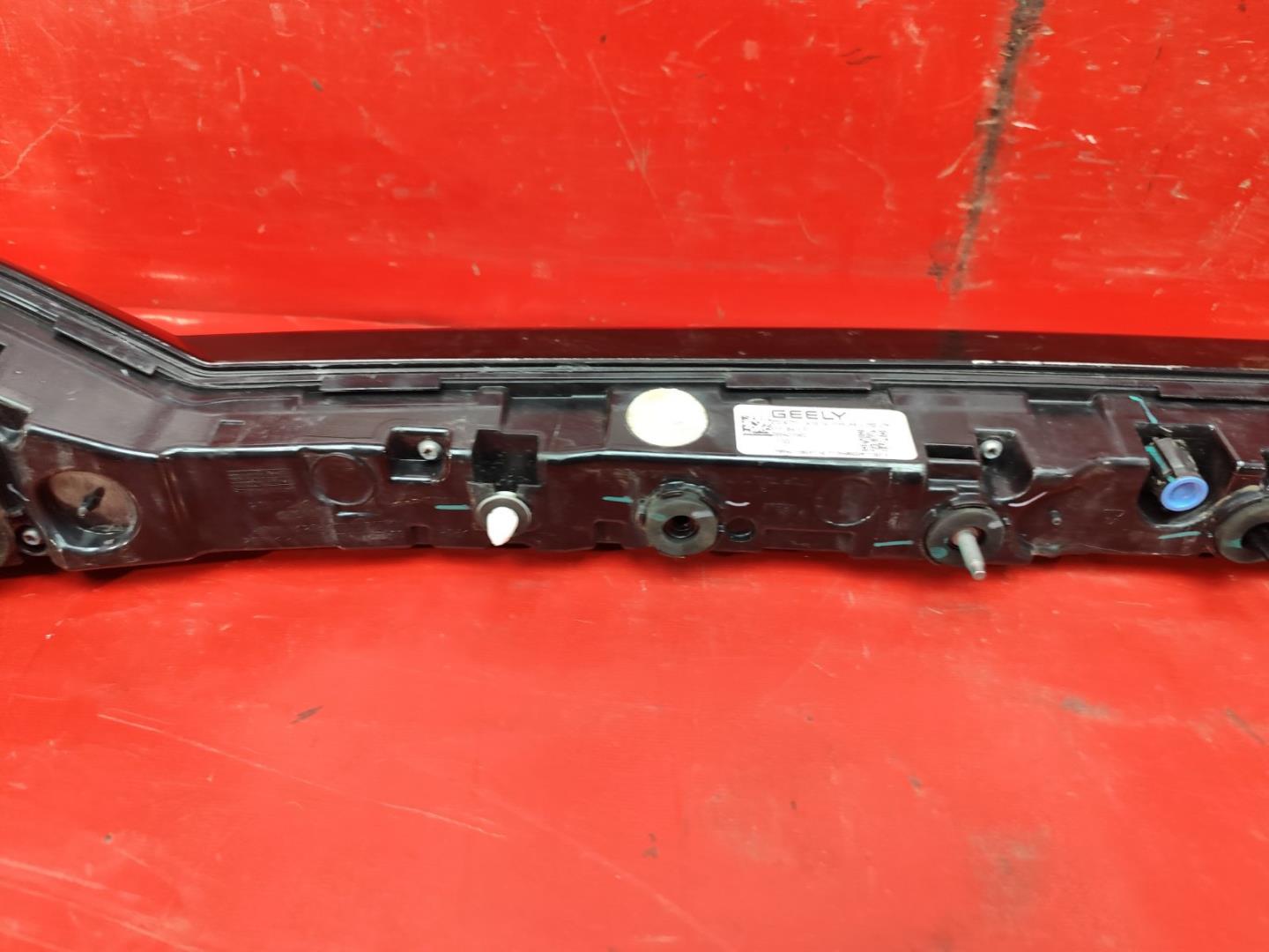 Фонарь задний