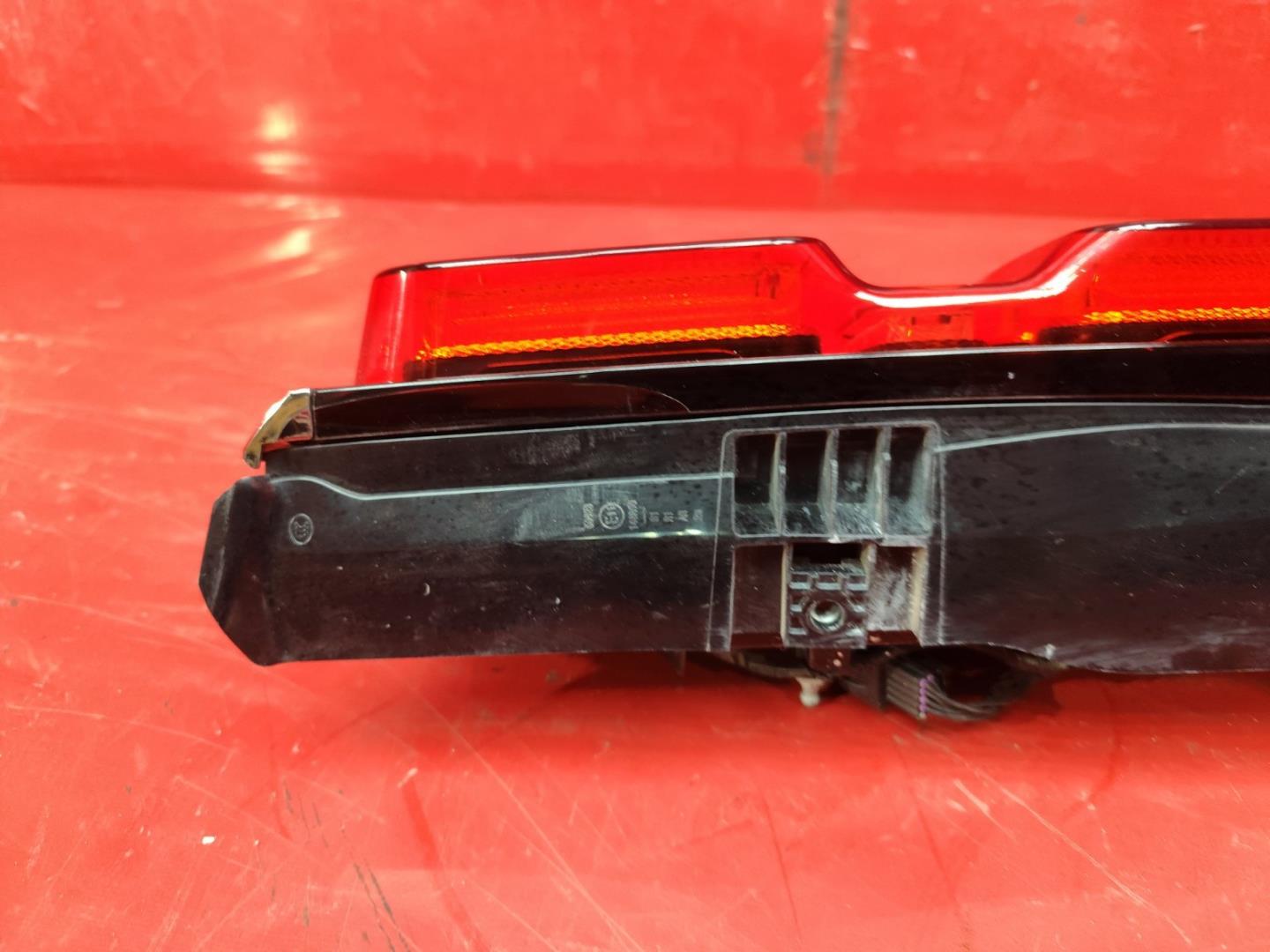 Фонарь задний