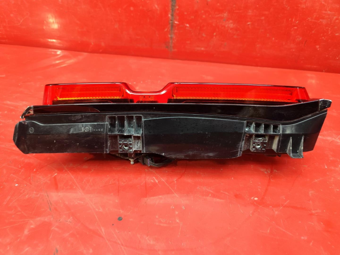 Фонарь задний