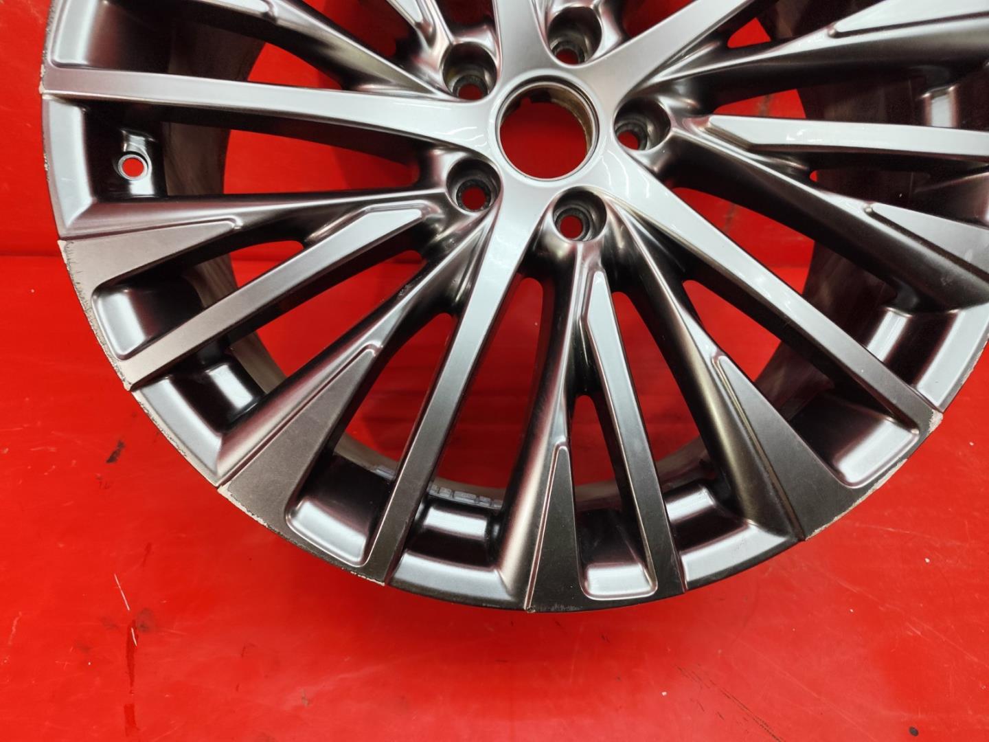 Диск колесный литой легкий сплав