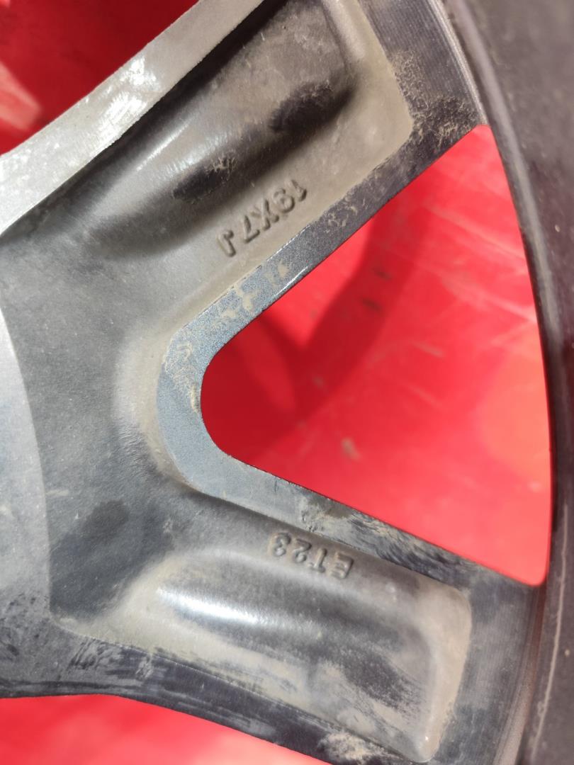 Диск колесный литой легкий сплав