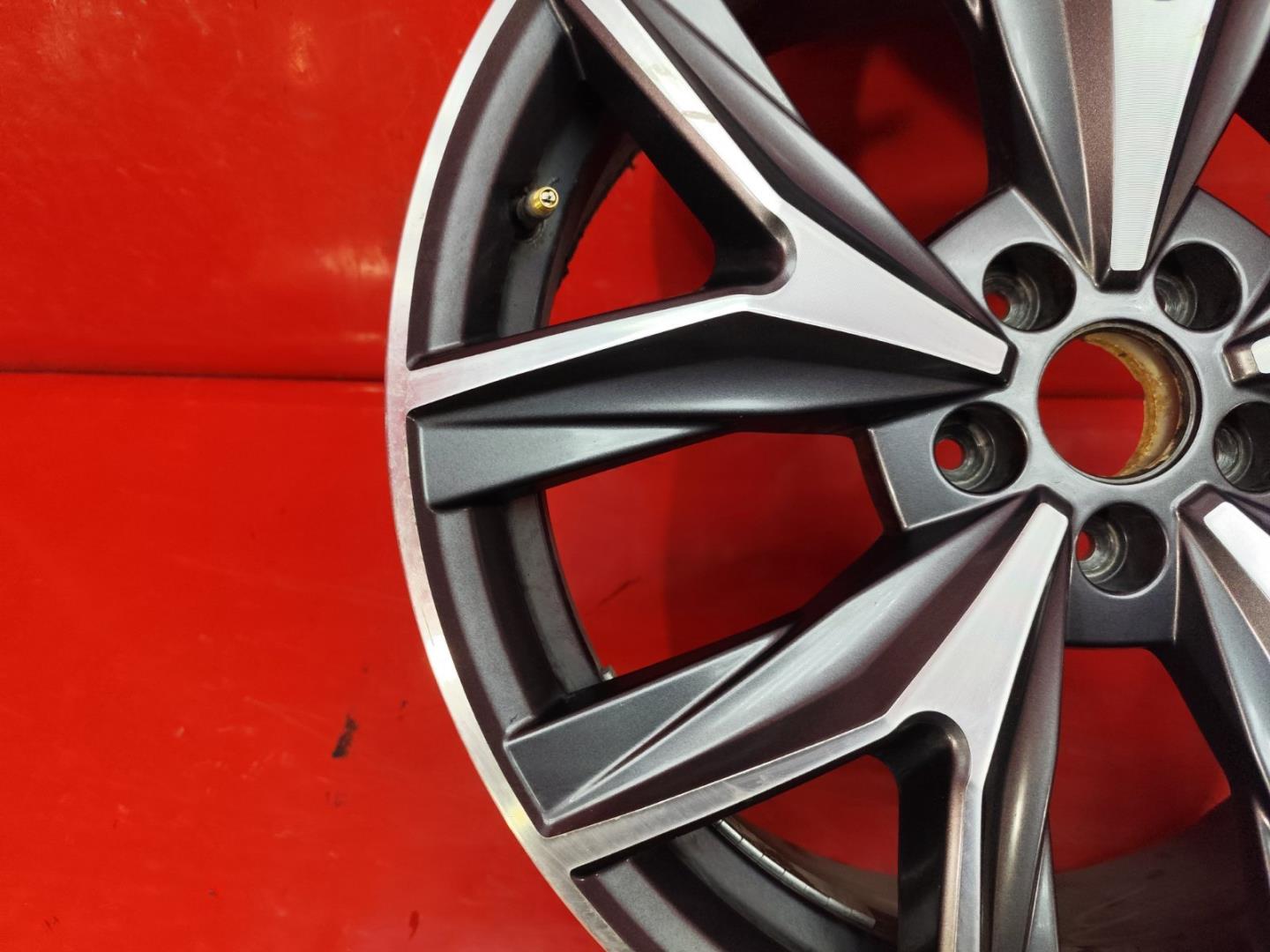 Диск колесный литой легкий сплав