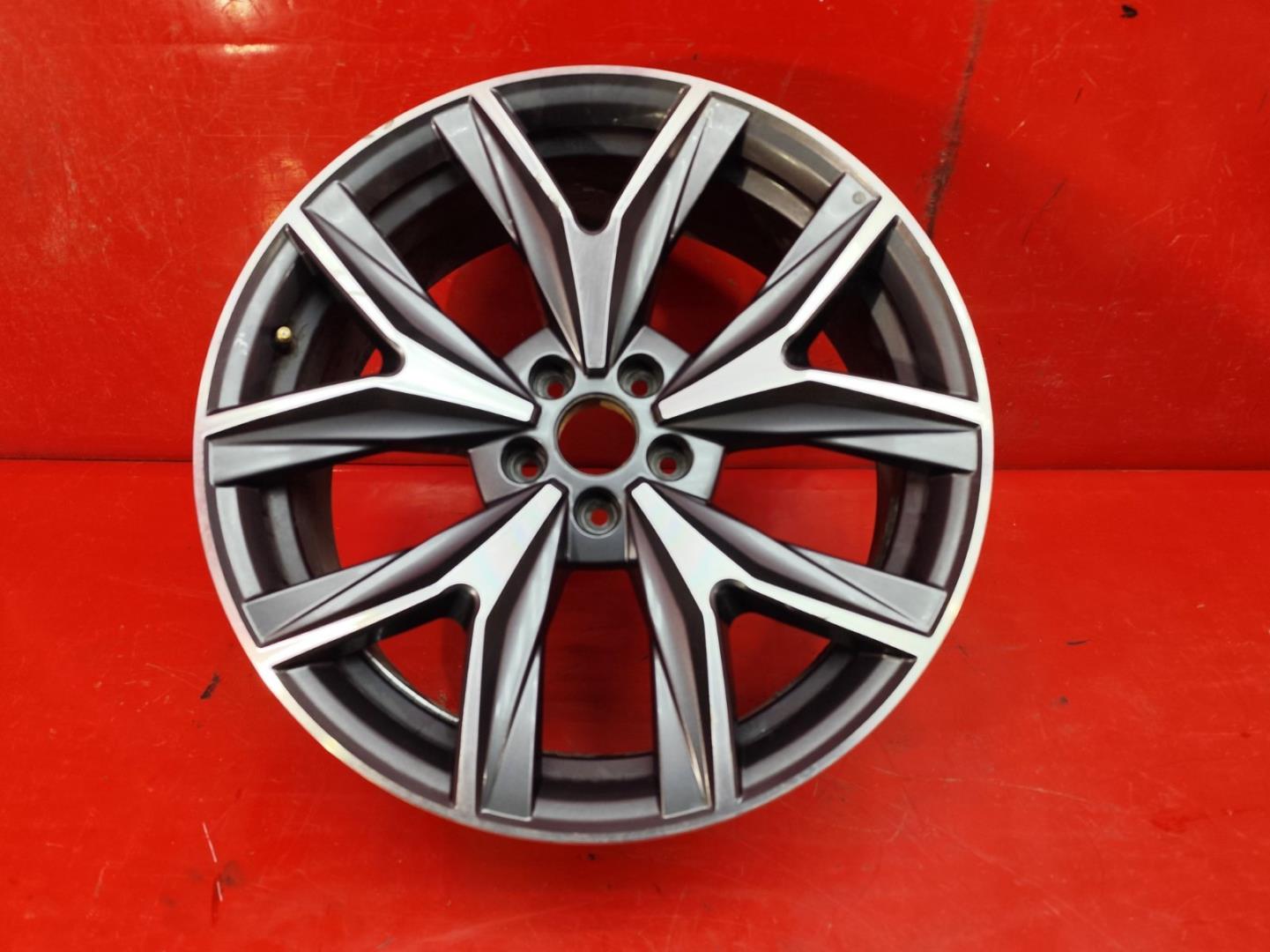 Диск колесный литой легкий сплав