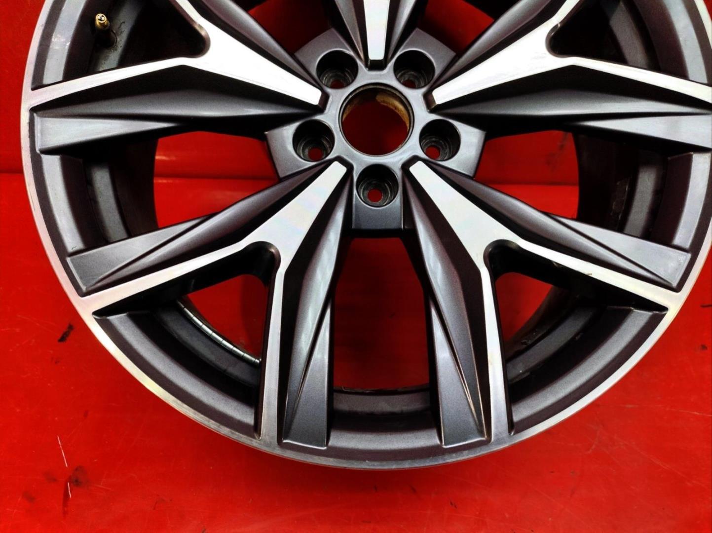 Диск колесный литой легкий сплав