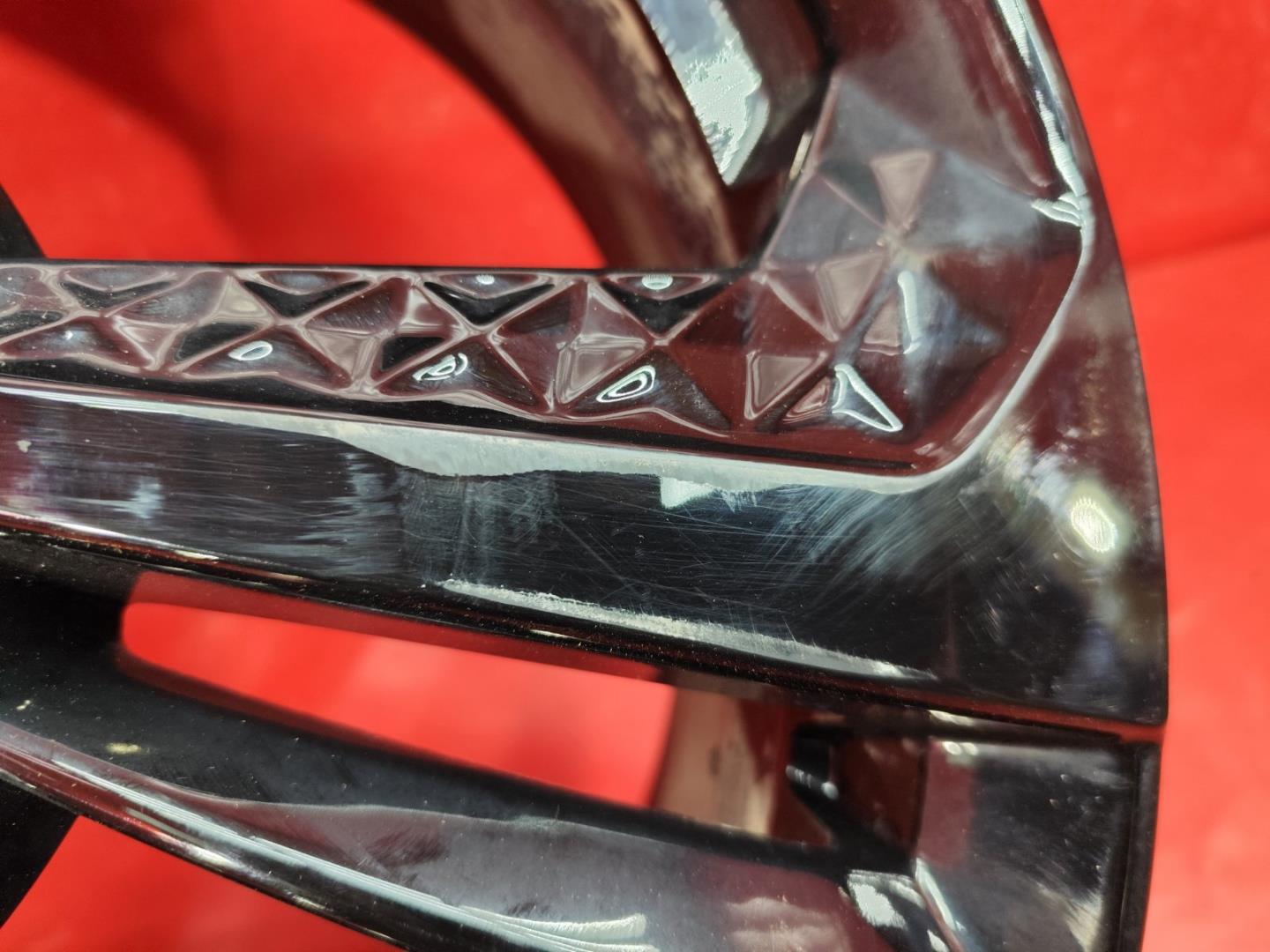 Диск колесный литой легкий сплав