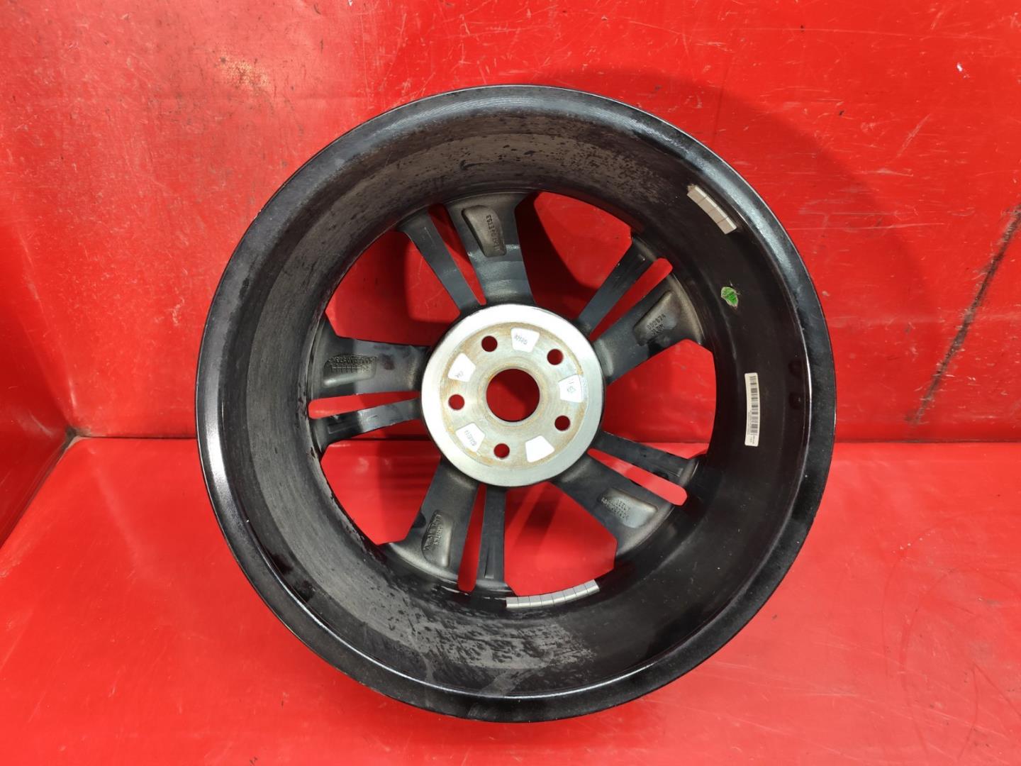 Диск колесный литой легкий сплав