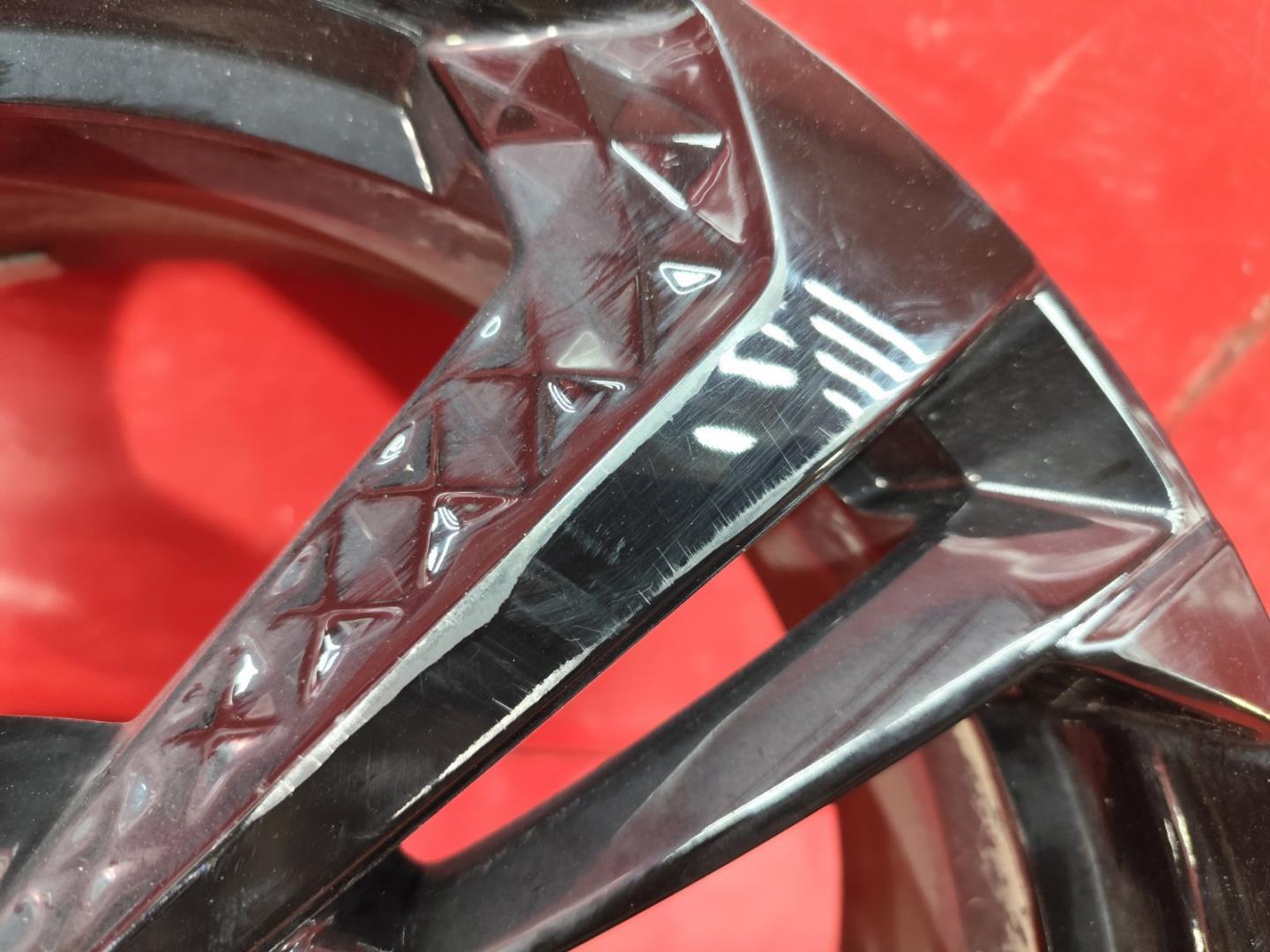 Диск колесный литой легкий сплав