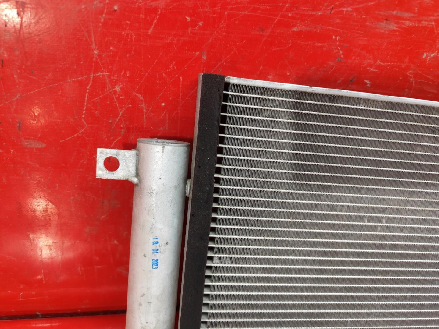 Радиатор кондиционера / конденсер
